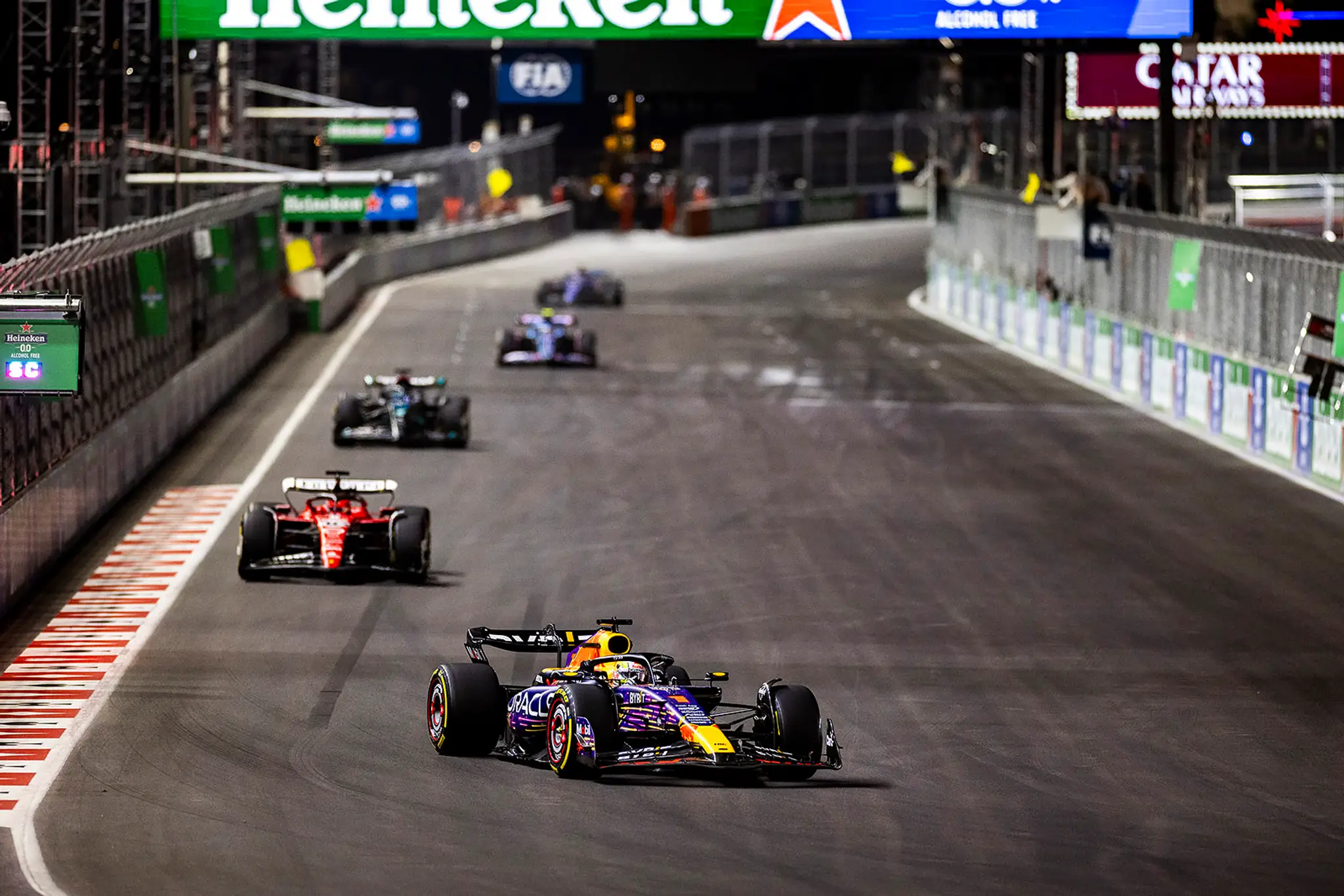 VC Las Vegas ovládol Max Verstappen na Red Bulle.