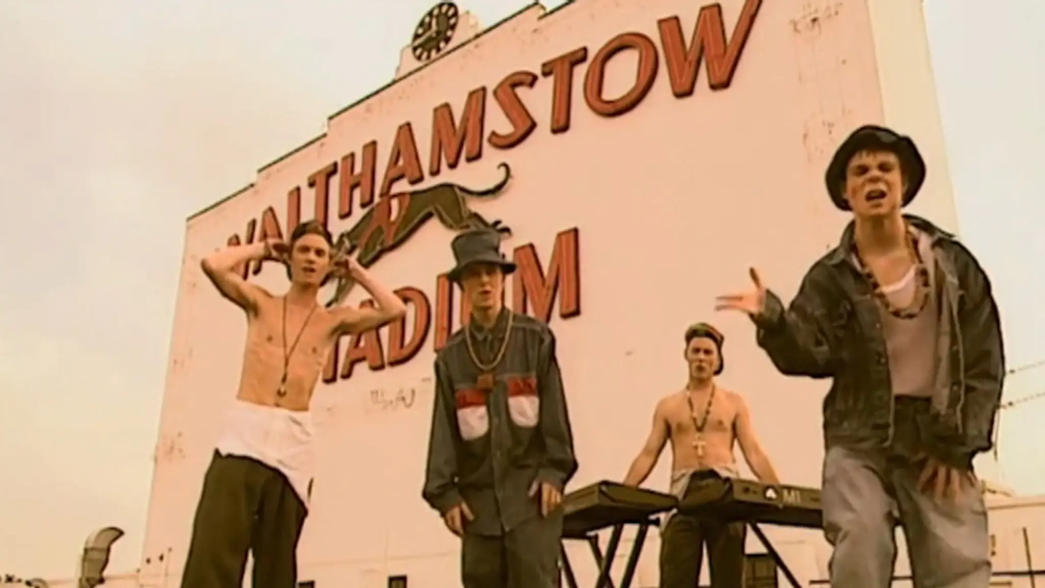 East 17 kedysi. 