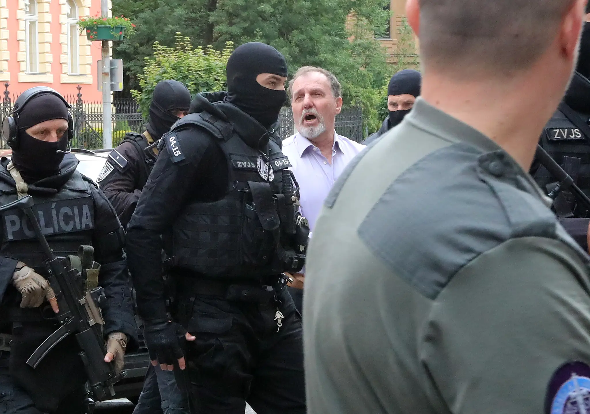 Na Juraja Cintulu bol nasadený tajný agent. Mal ho kontaktovať už vtedy, keď bol v nemocnici