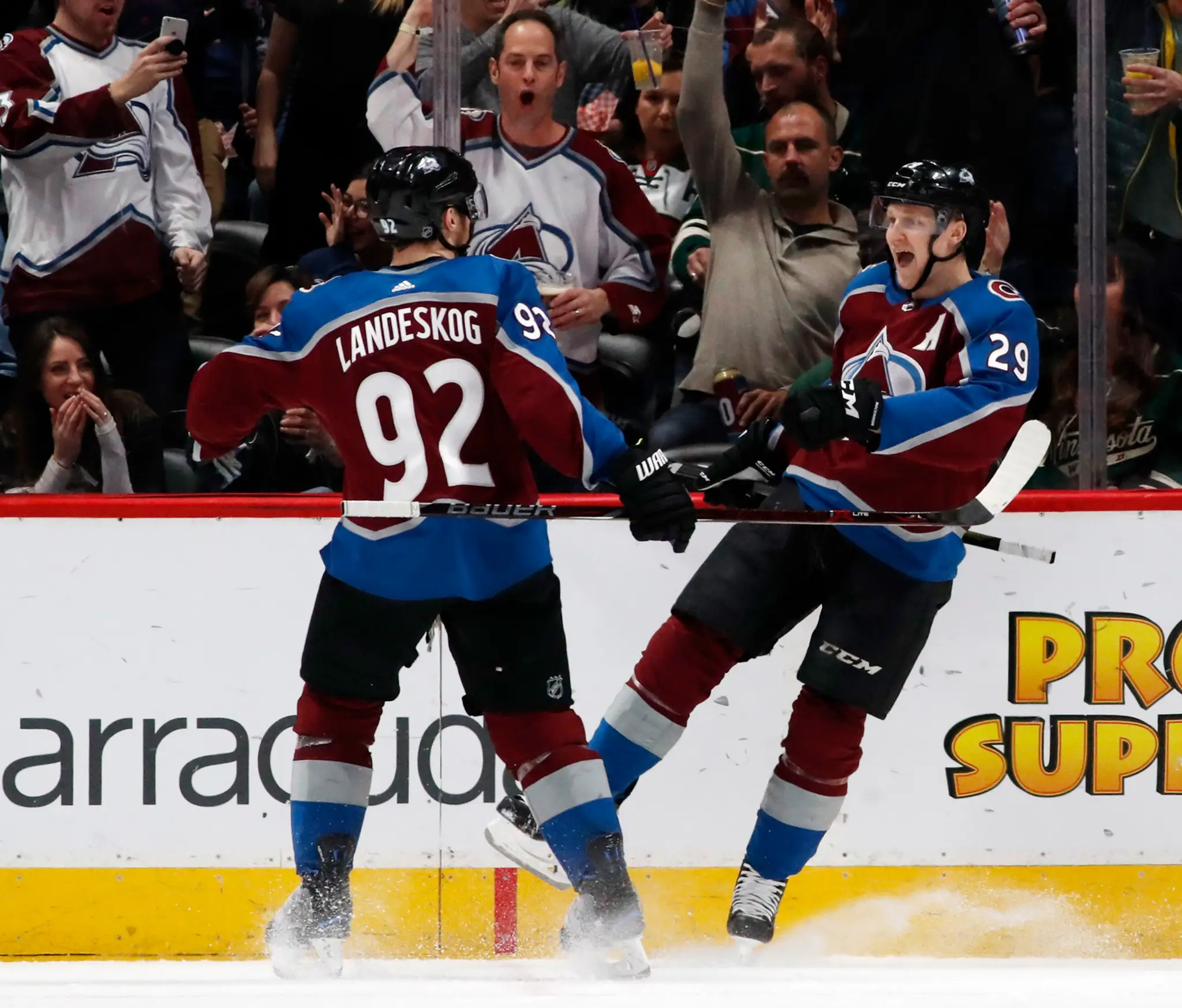 Colorado rozobralo Minnesotu 7:1.