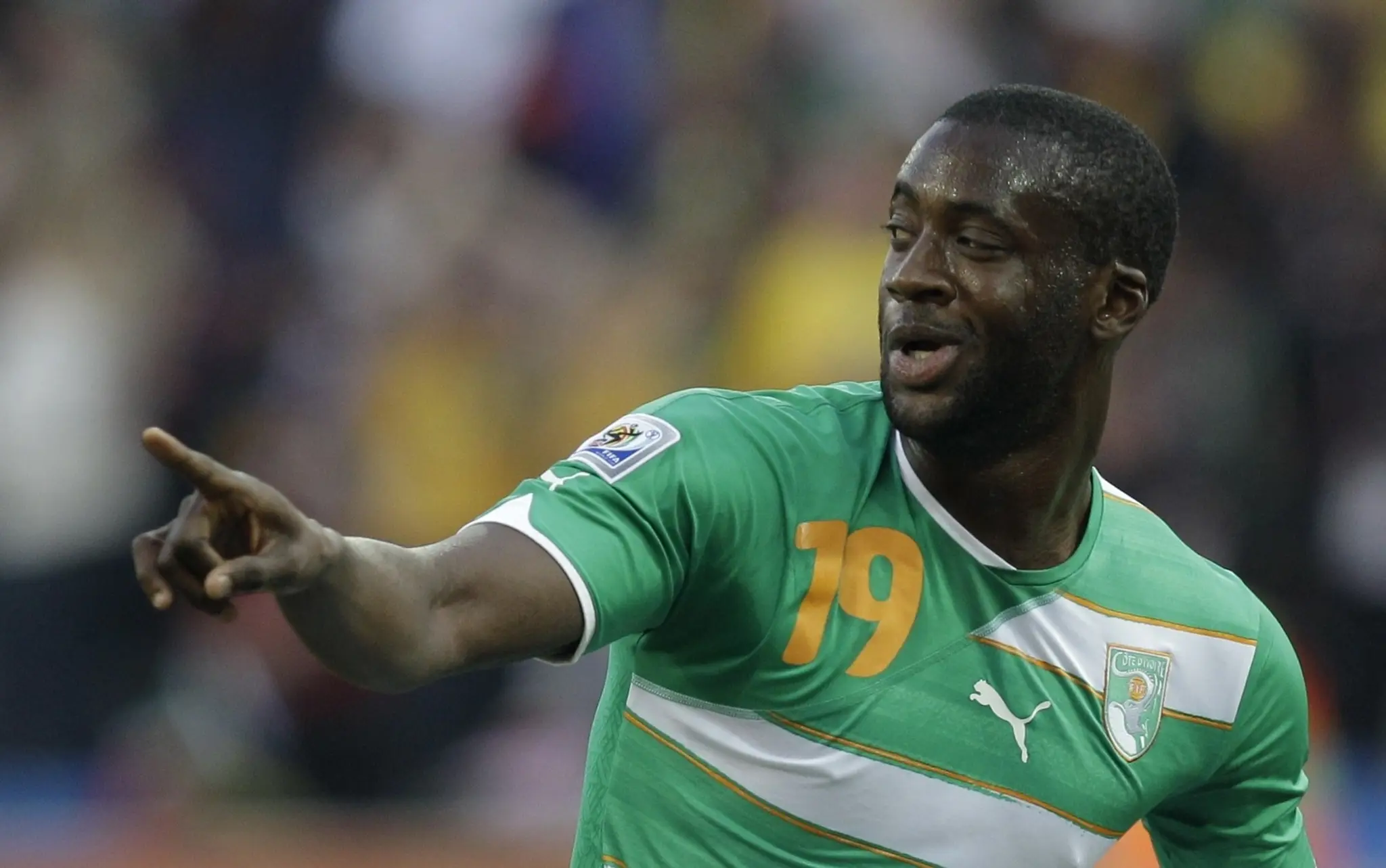 Yaya Touré v drese Pobrežia Slonoviny.
