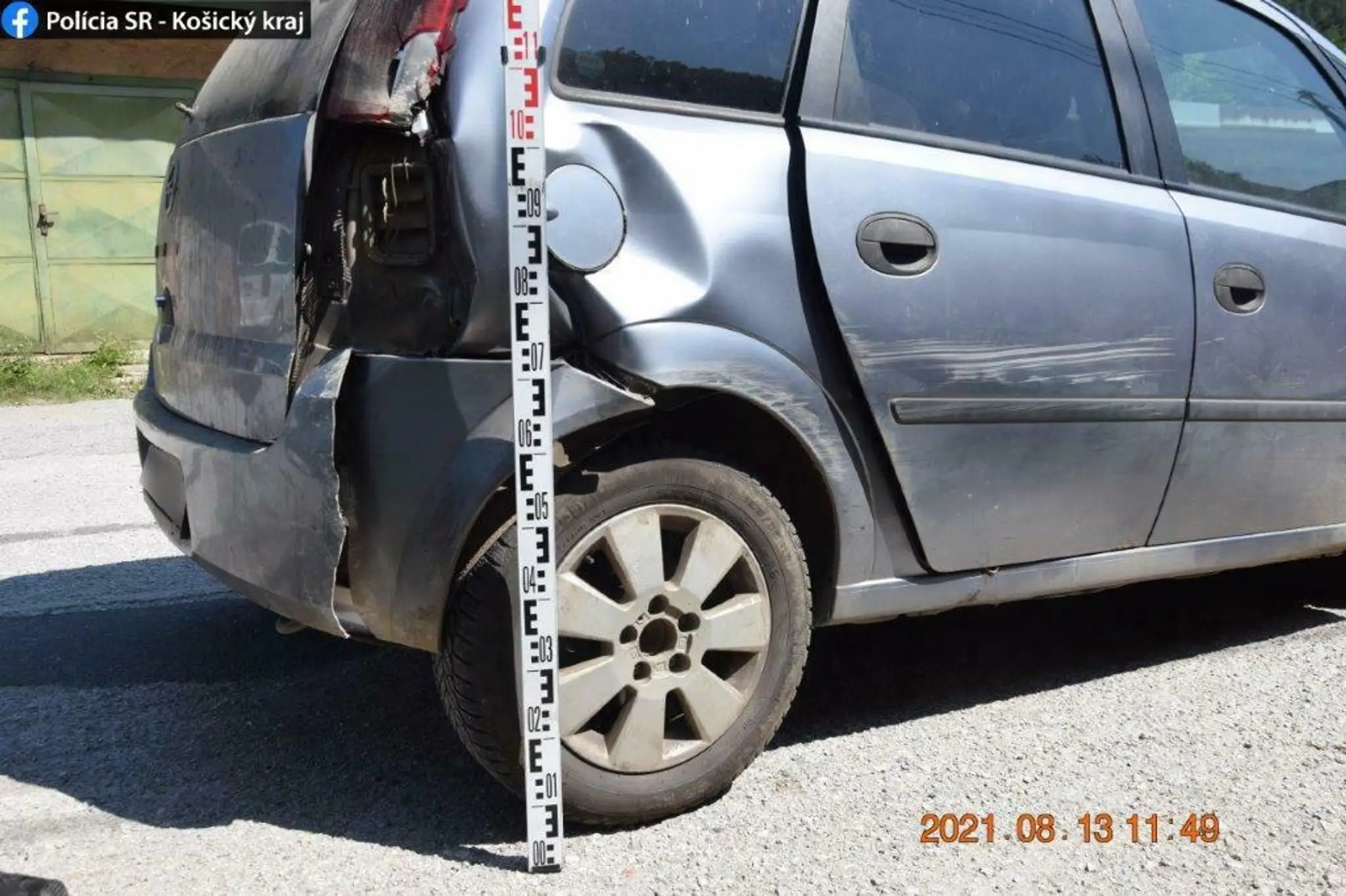 Nabúrané auto.