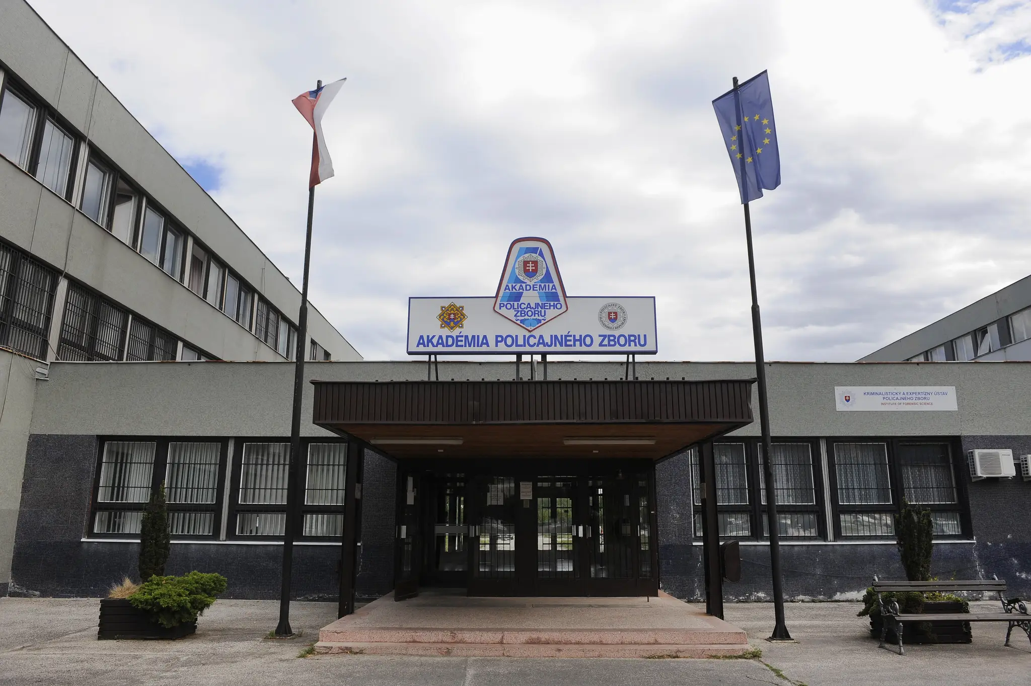 Akadémia policajného zboru v Bratislave.