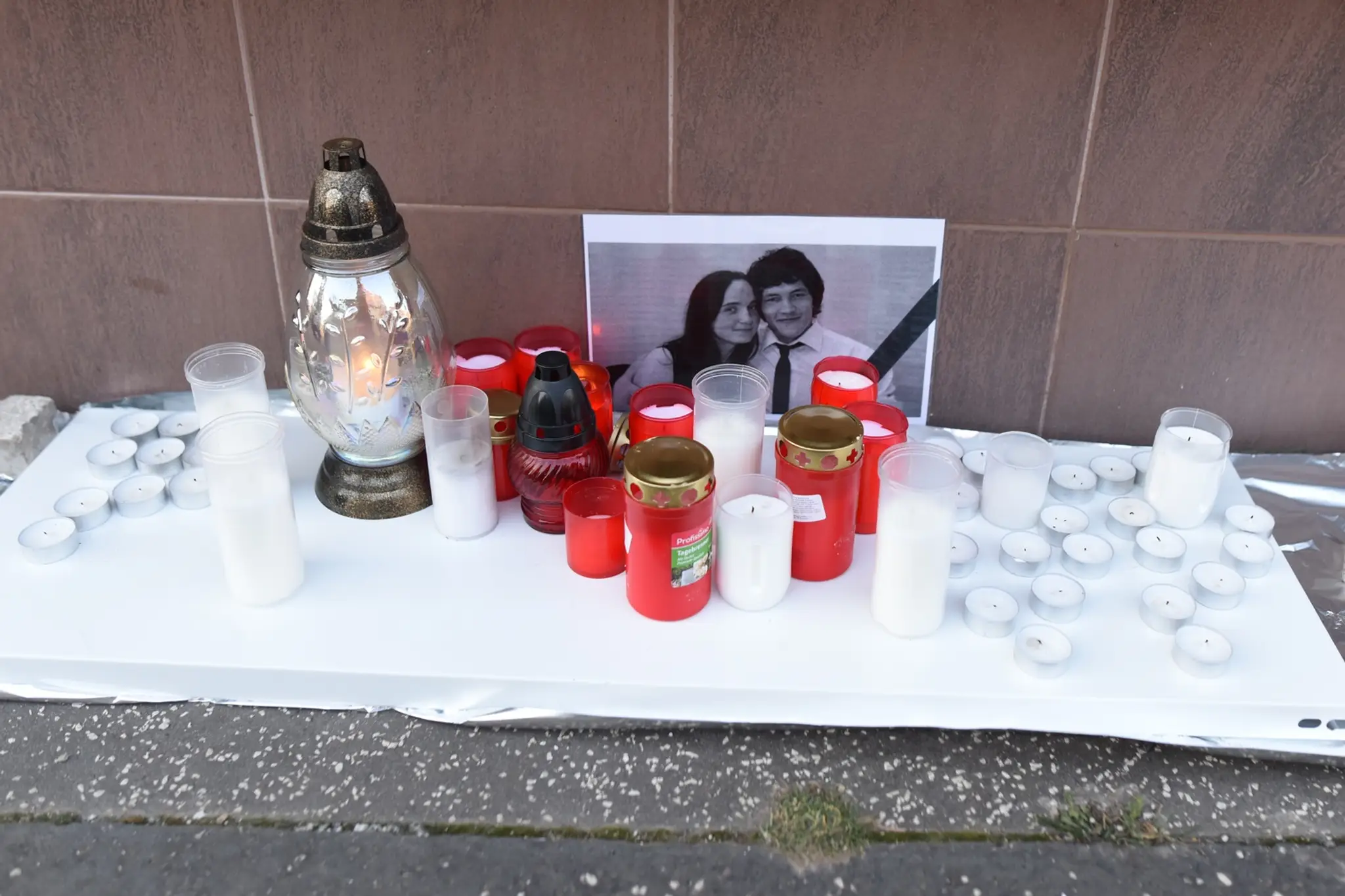 Spomienka na Jána Kuciaka a Martiny Kušnírovej. 