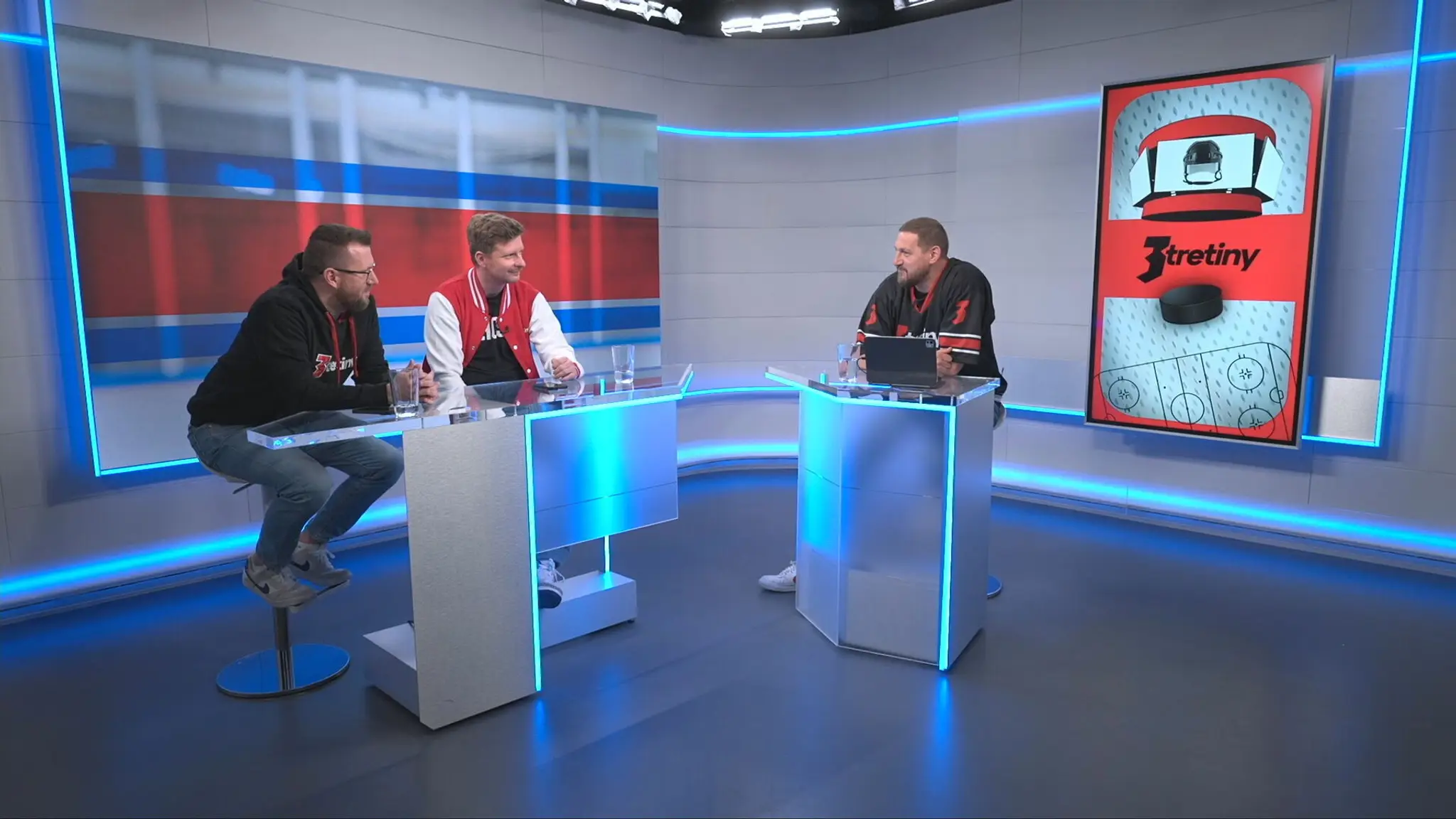 Tomaš Kurilla, Tomáš Prokop a Miro Held v štúdiu TN live.