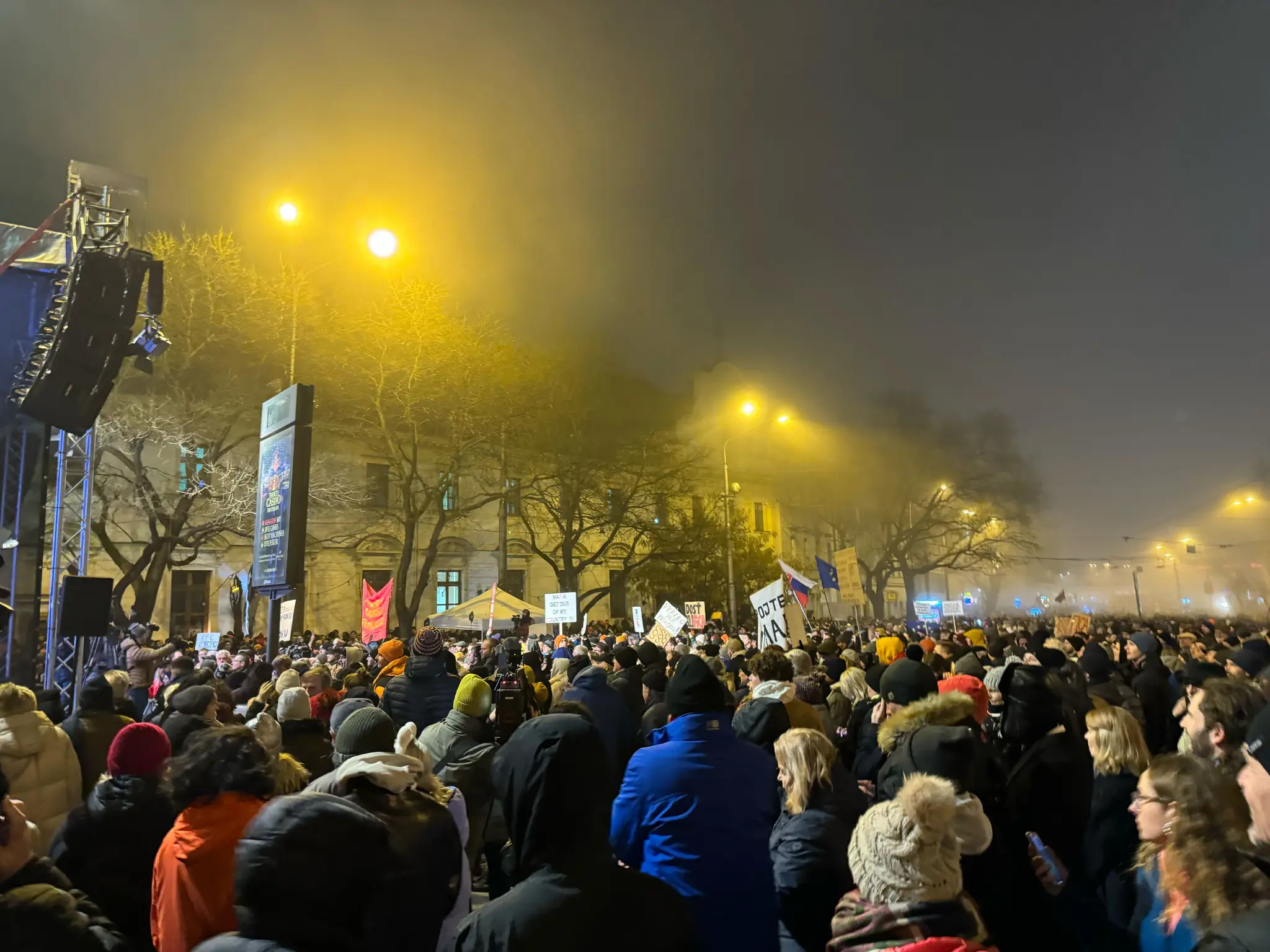Protivládny protest na Námestí SNP v Bratislave