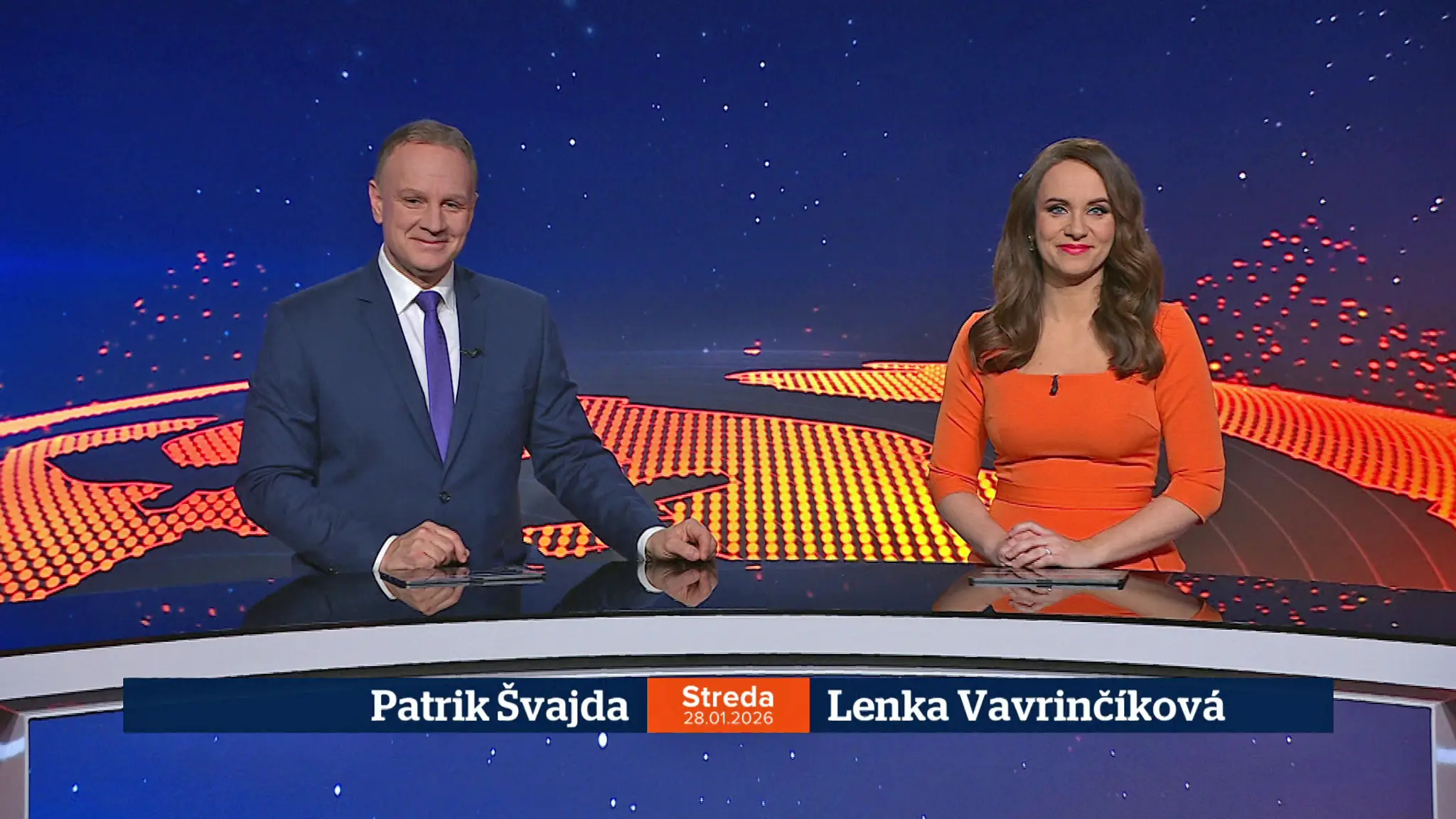 Patrik Švajda a Lenka Vavrinčíková v relácii Televízne noviny