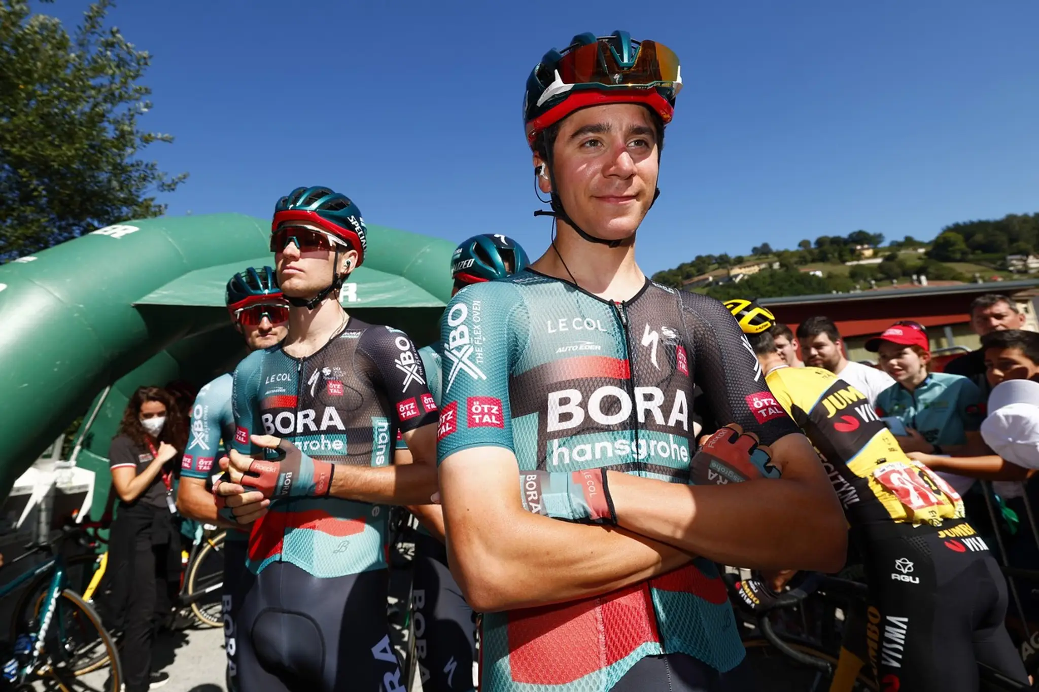 Cian Uijtdebroeks v drese Bora-Hansgrohe