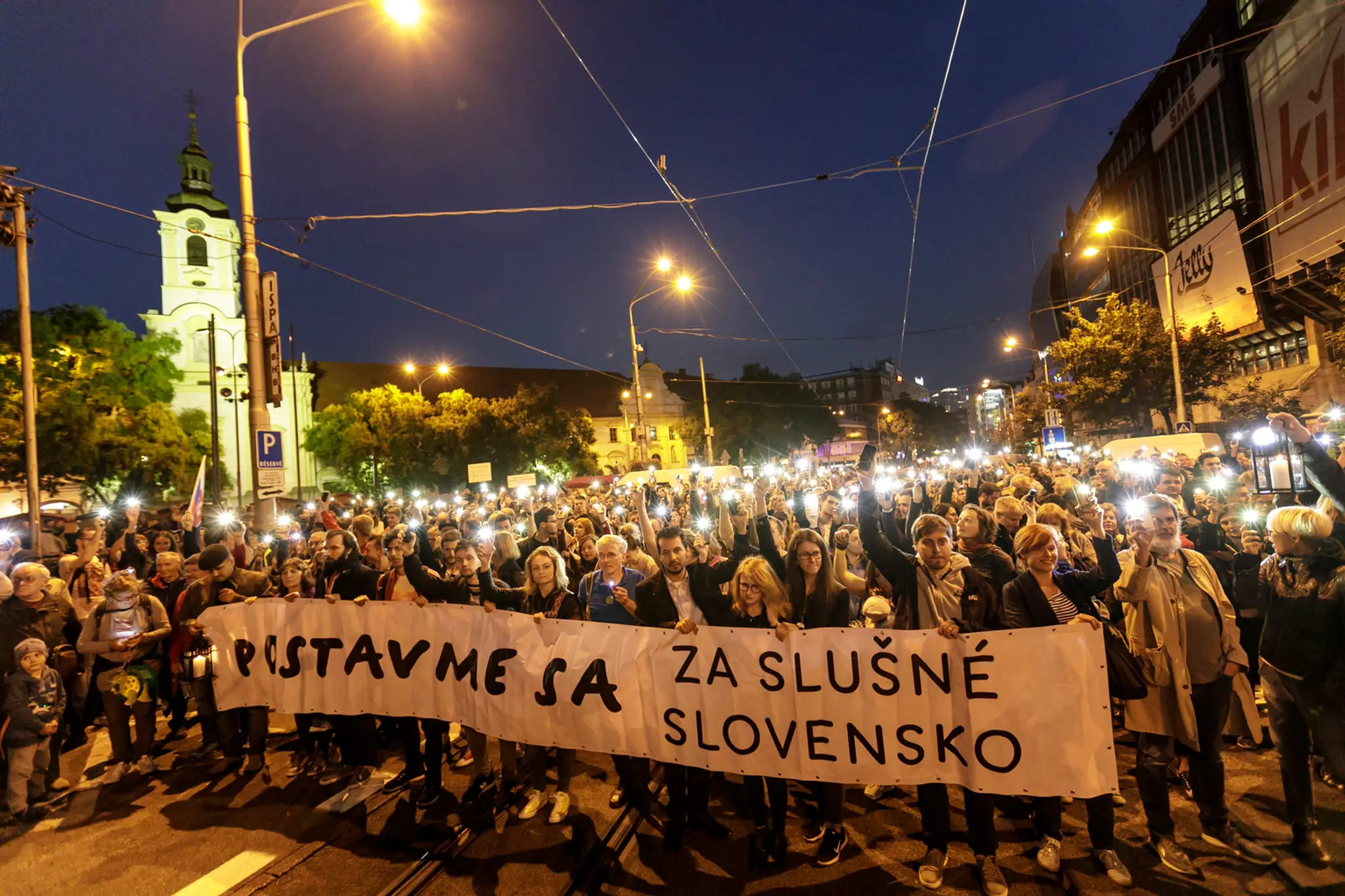 Pochod Za slušné Slovensko - Nikam neodchádzame!