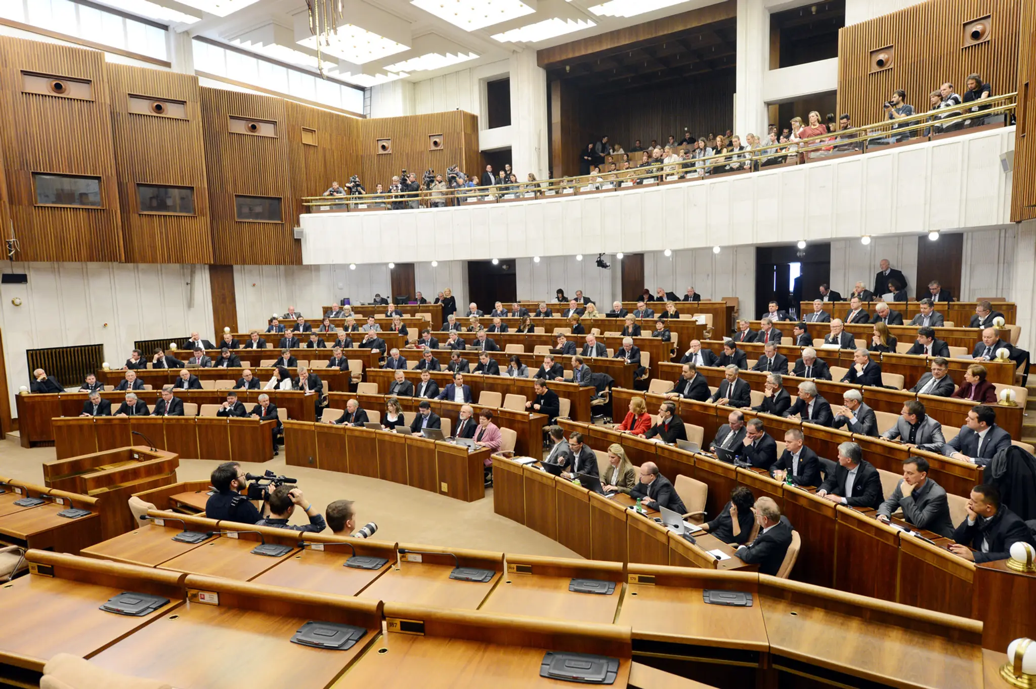 Plénum Národnej rady SR (NR SR) 
