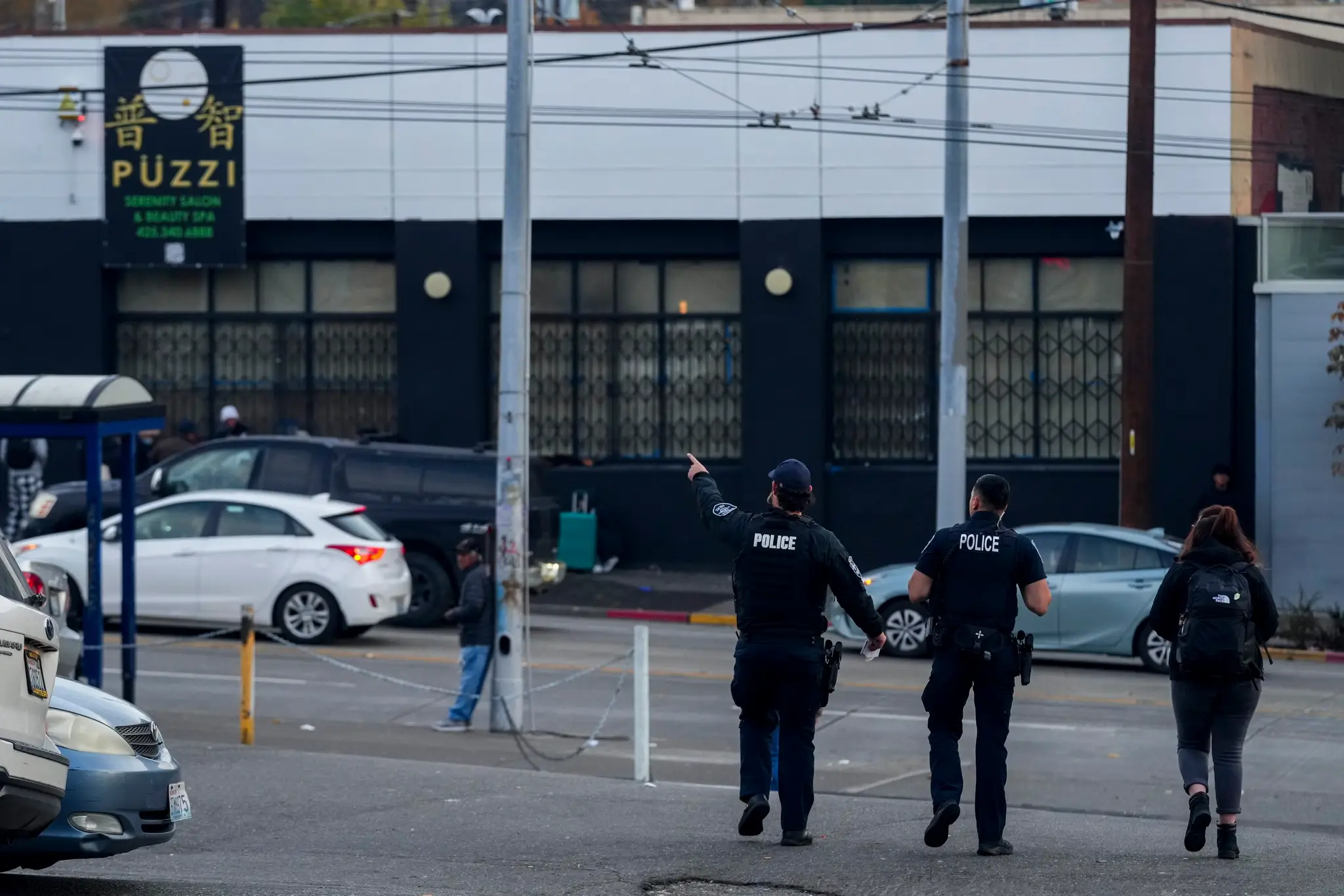 Polícia na mieste, kde muža zadržala.