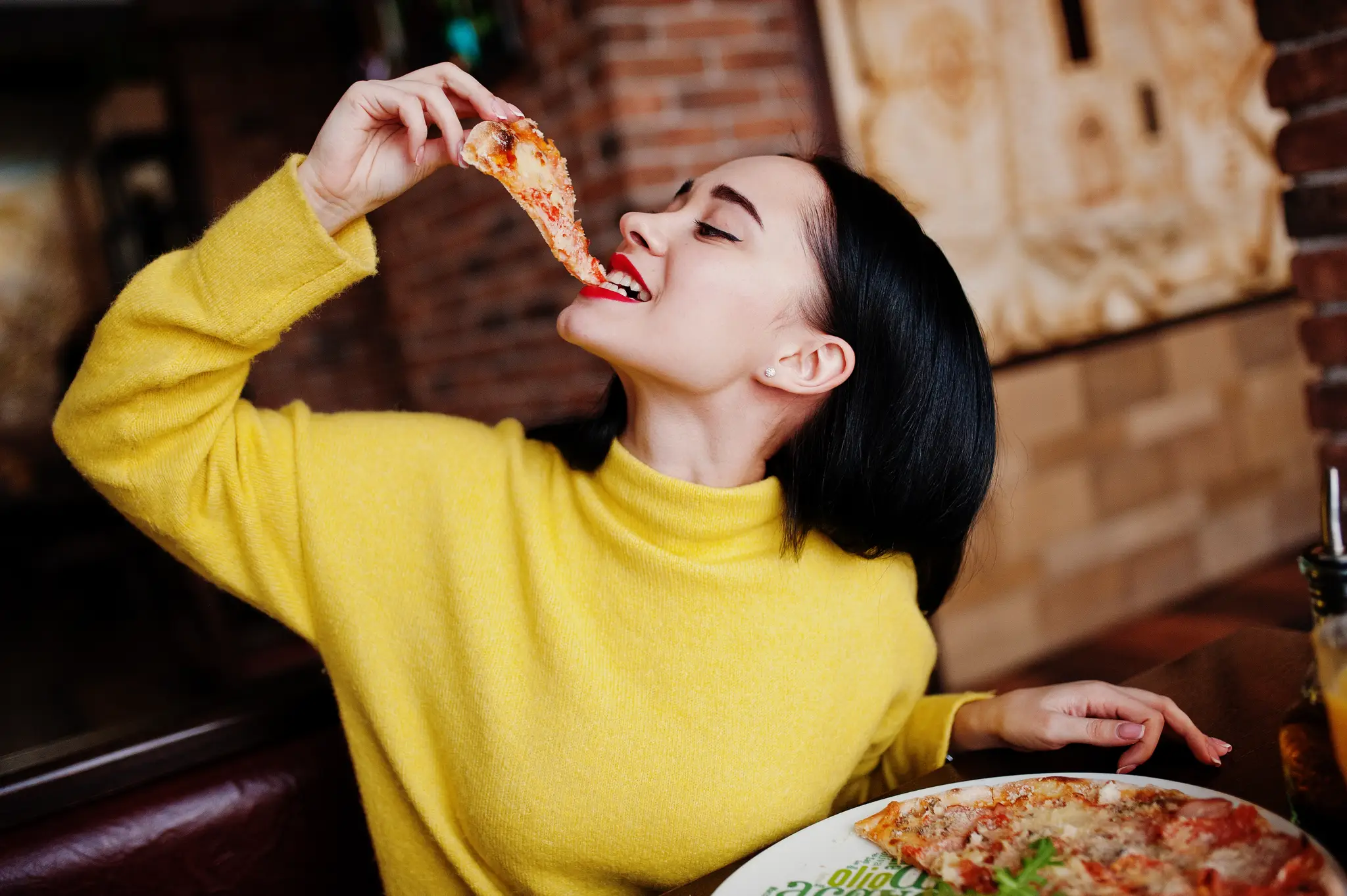 Pizza a dievča. 