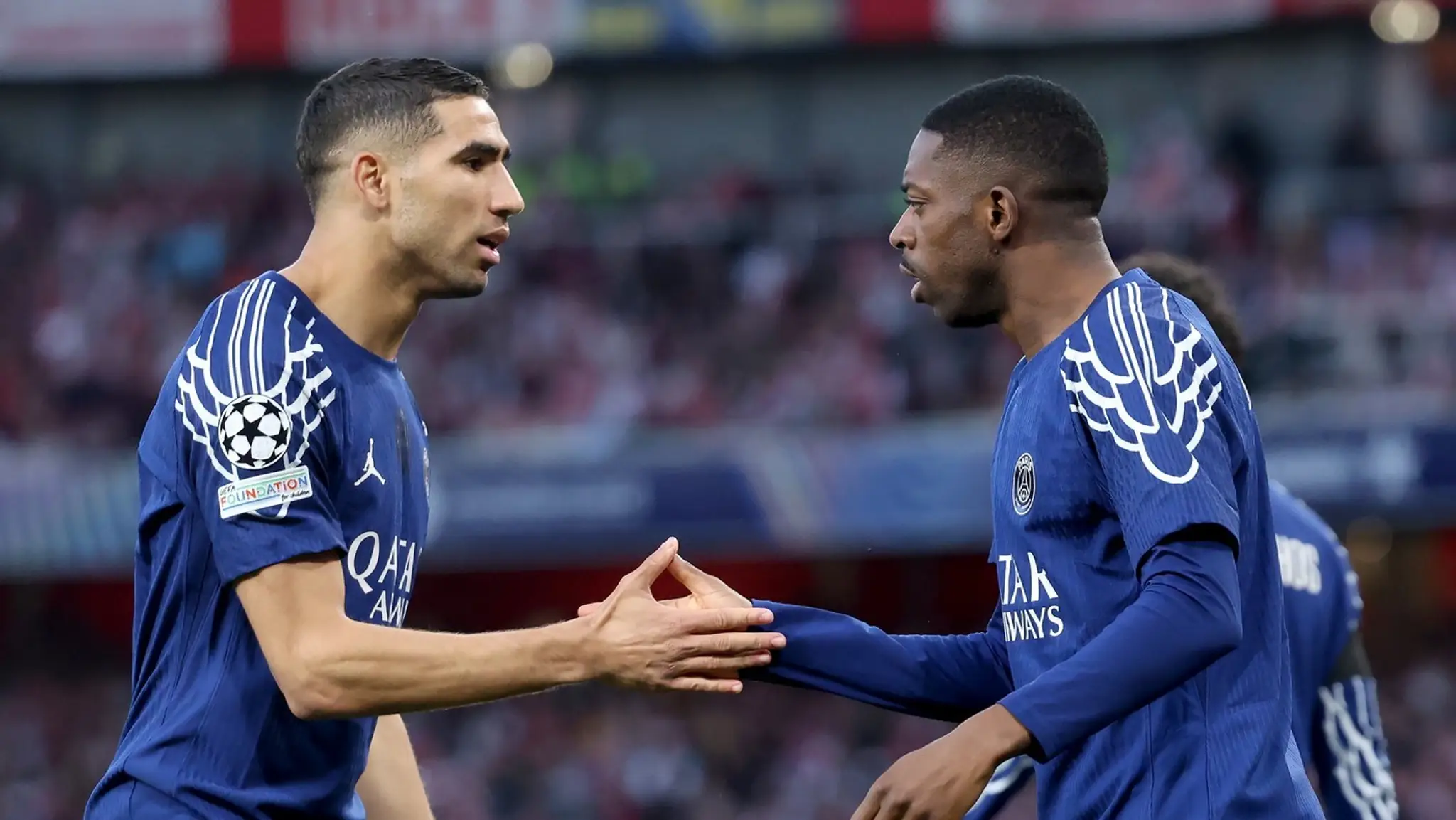 Ousmane Dembele (vpravo) a Achraf Hakimi