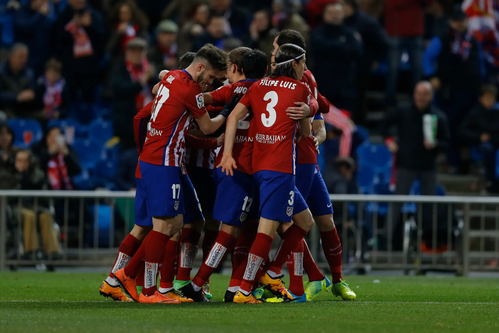 Hráci Atletica Madrid sa tešia z úvodého gólu v zápase