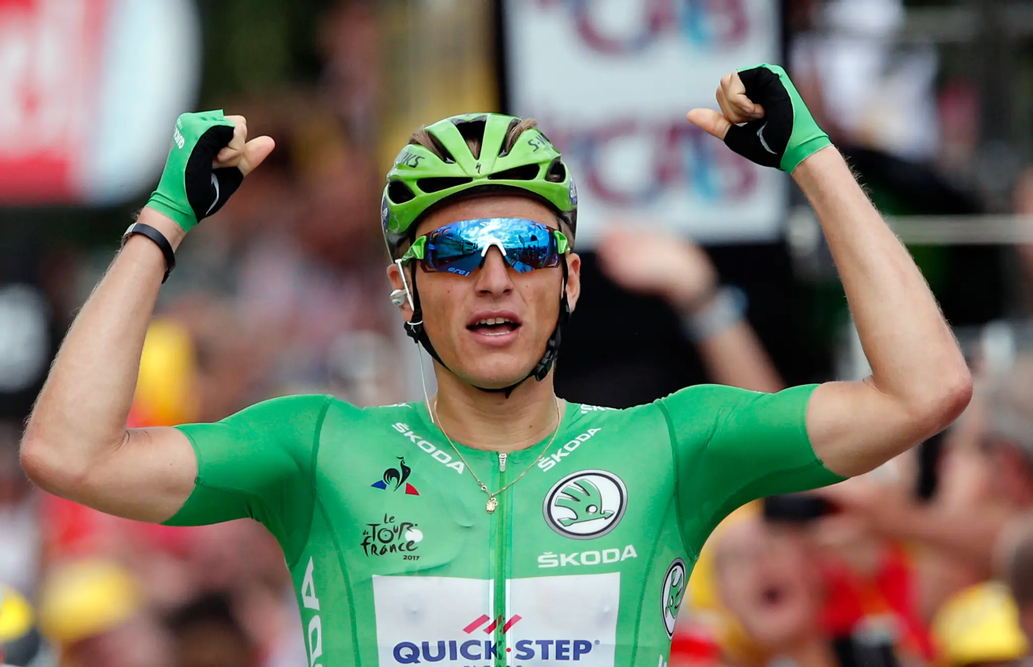 Nemecký cyklista Marcel Kittel sa teší z triumfu v 10. etape Tour de France 2017.
