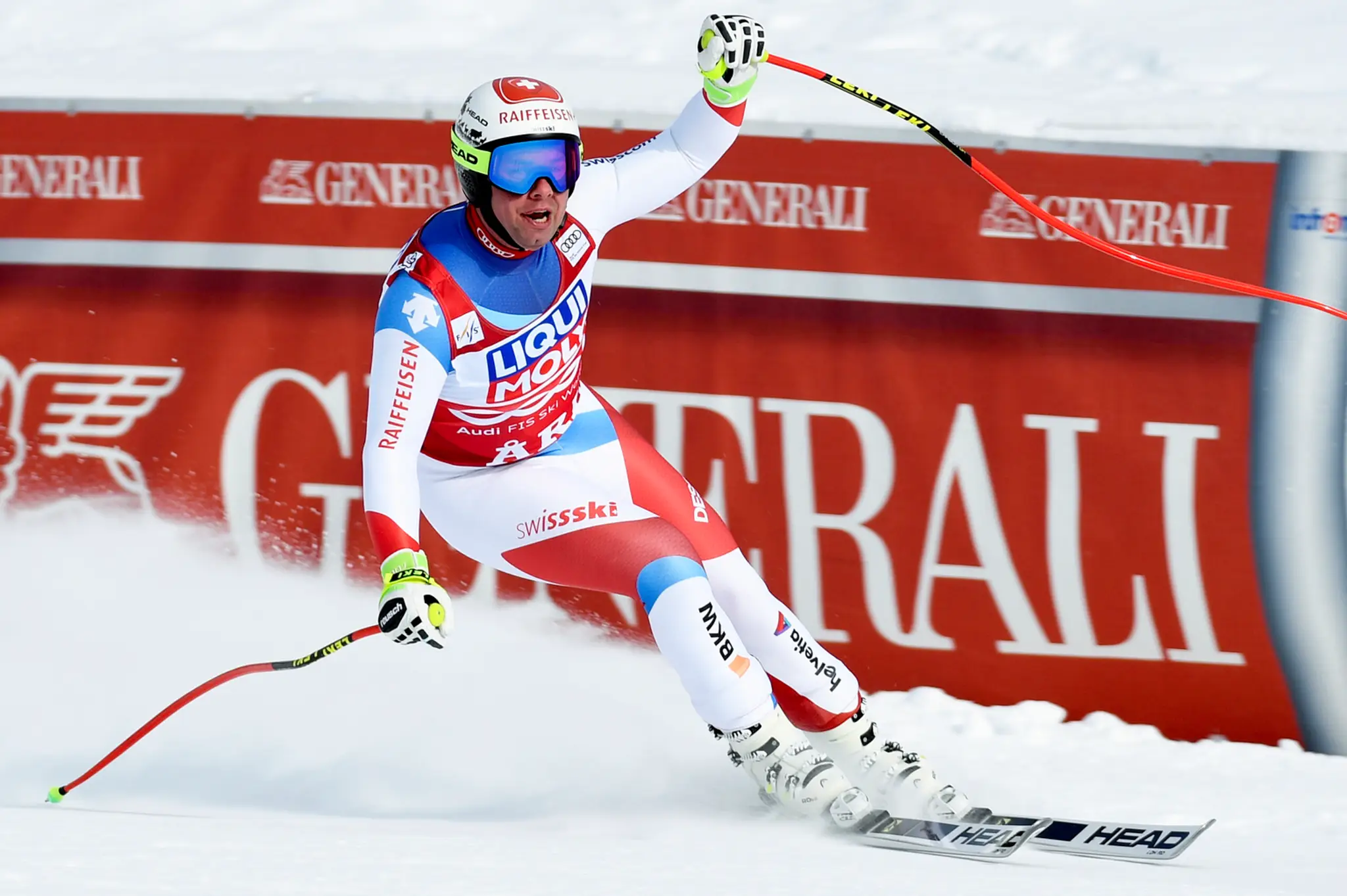 Švajčiarsky zjazdár Beat Feuz v cieli  záverečného preteku Svetového pohára mužov v zjazde vo švédskom Äre.