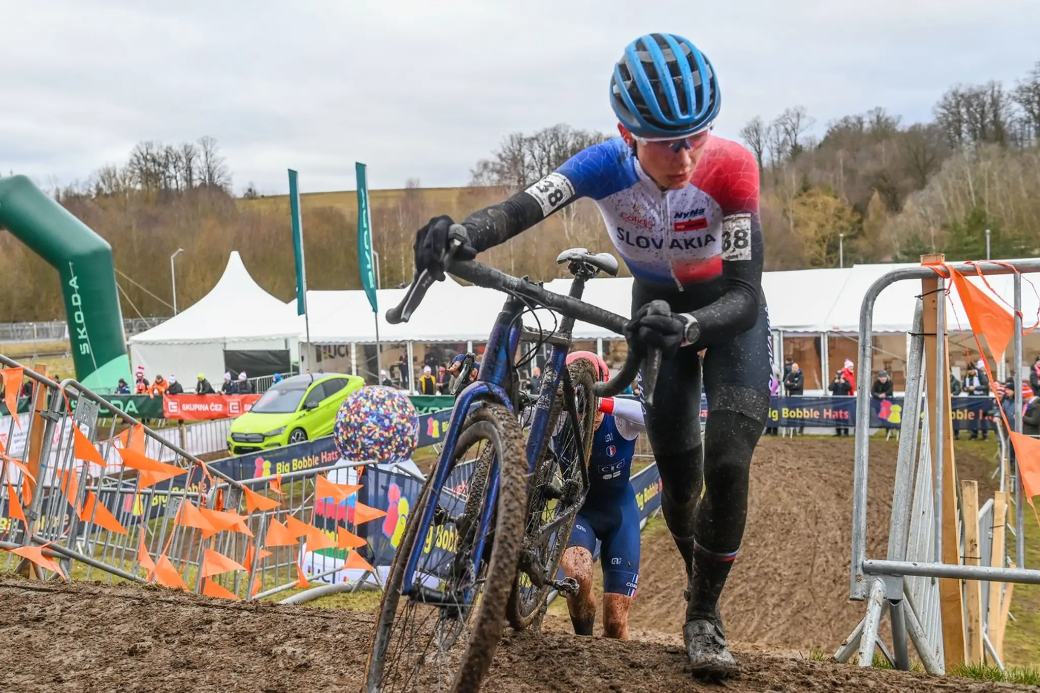 Viktória Chladoňová počas cyklokrosových MS junioriek