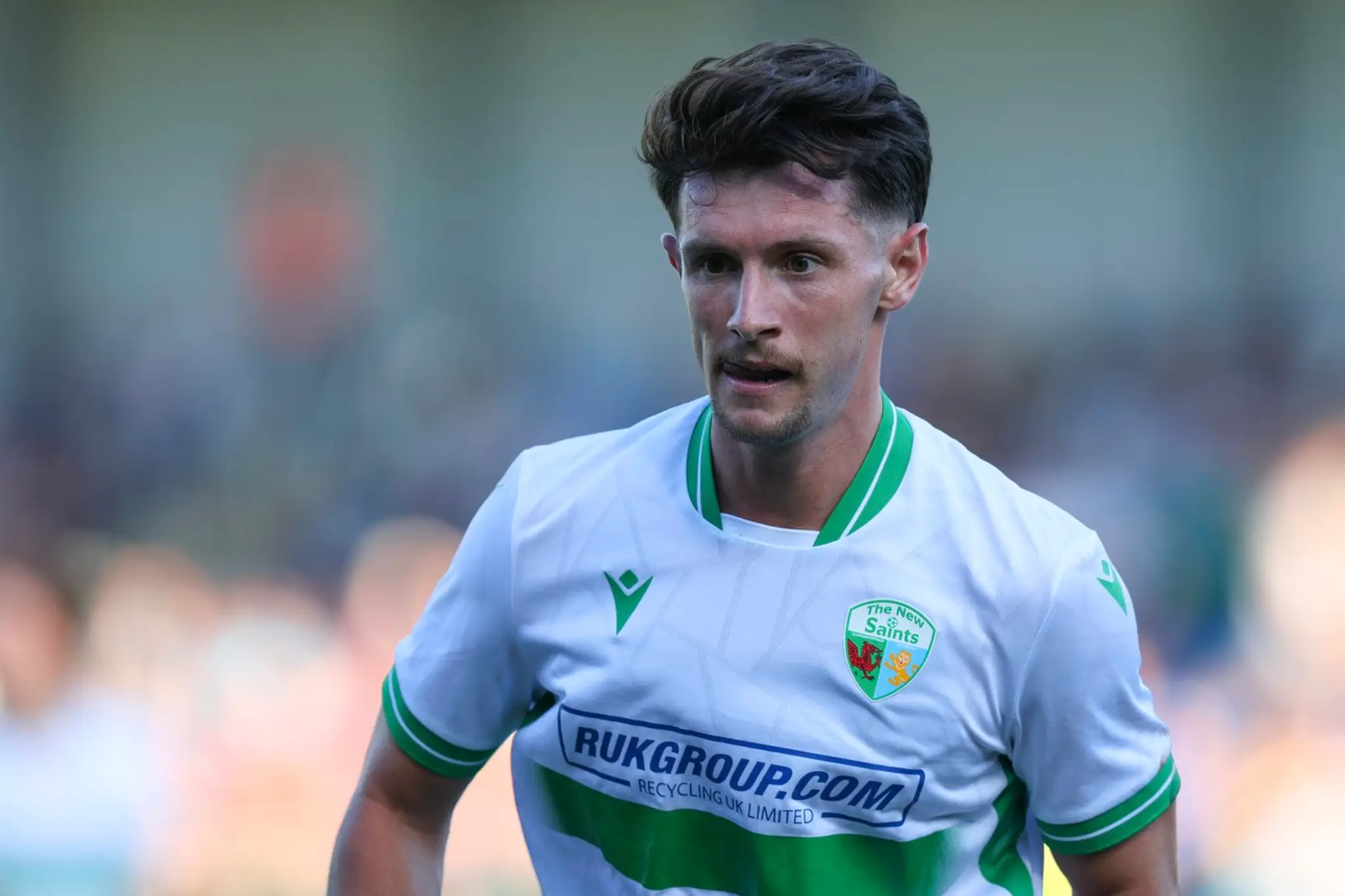 Futbalista The New Saints Rory Holden zažil nevšednú situáciu.