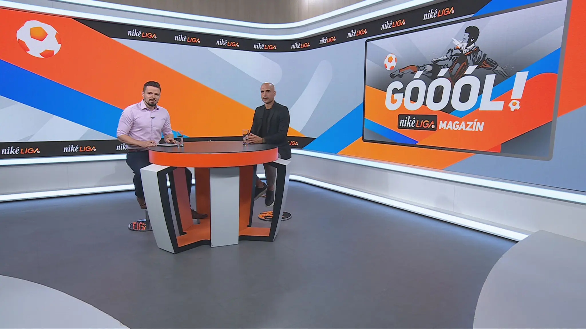 Moderátor Marek Arpáš a Juraj Piroska.