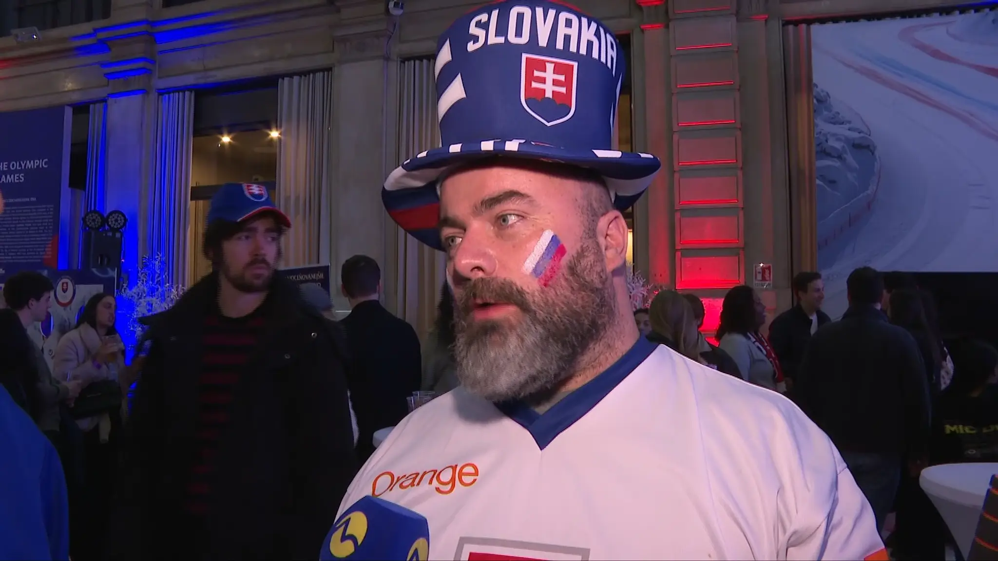 Hokejový fanúšik v Miláne.