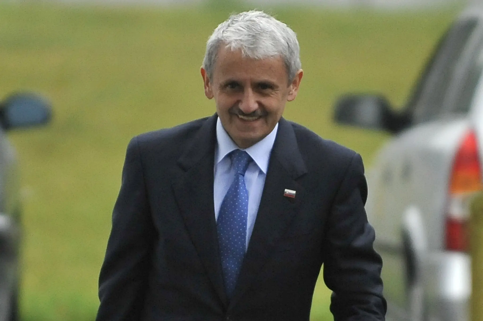 Mikuláš Dzurinda prichádza na zasadnutie Prezídia SDKÚ-DS 25. októbra 2011.