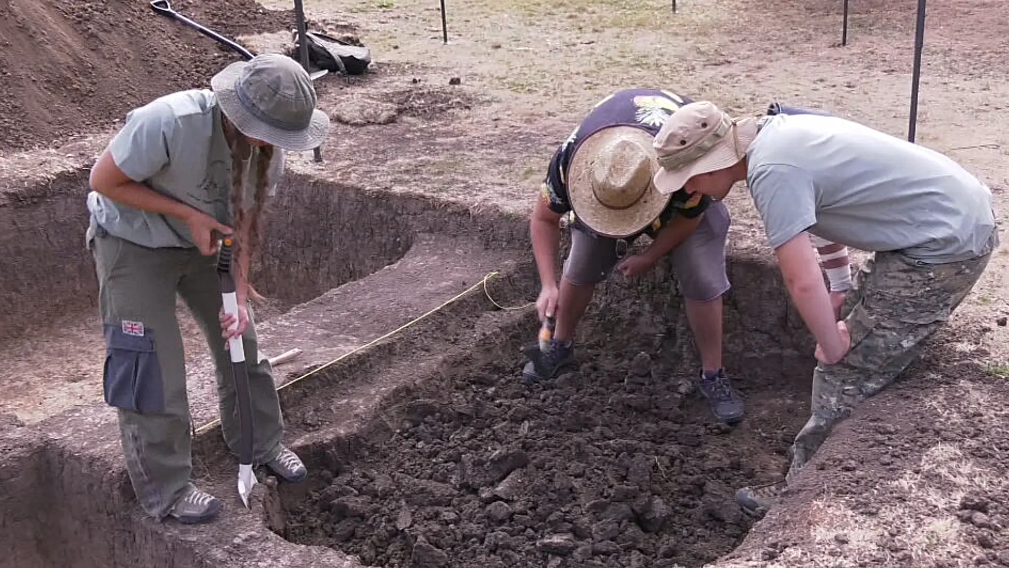 Archeologické skúmanie v Dudinciach. 