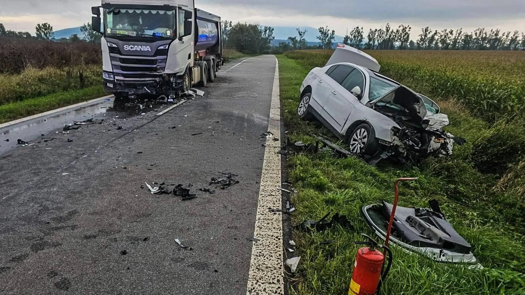 FOTO: Tragická nehoda na východe Slovenska. Žena (†43) neprežila zrážku s nákladiakom