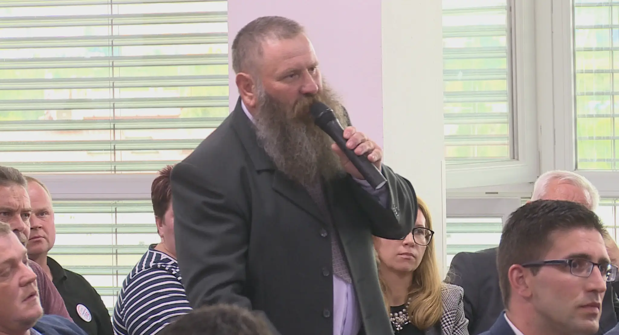 Farmári verzus ministerka Matečná