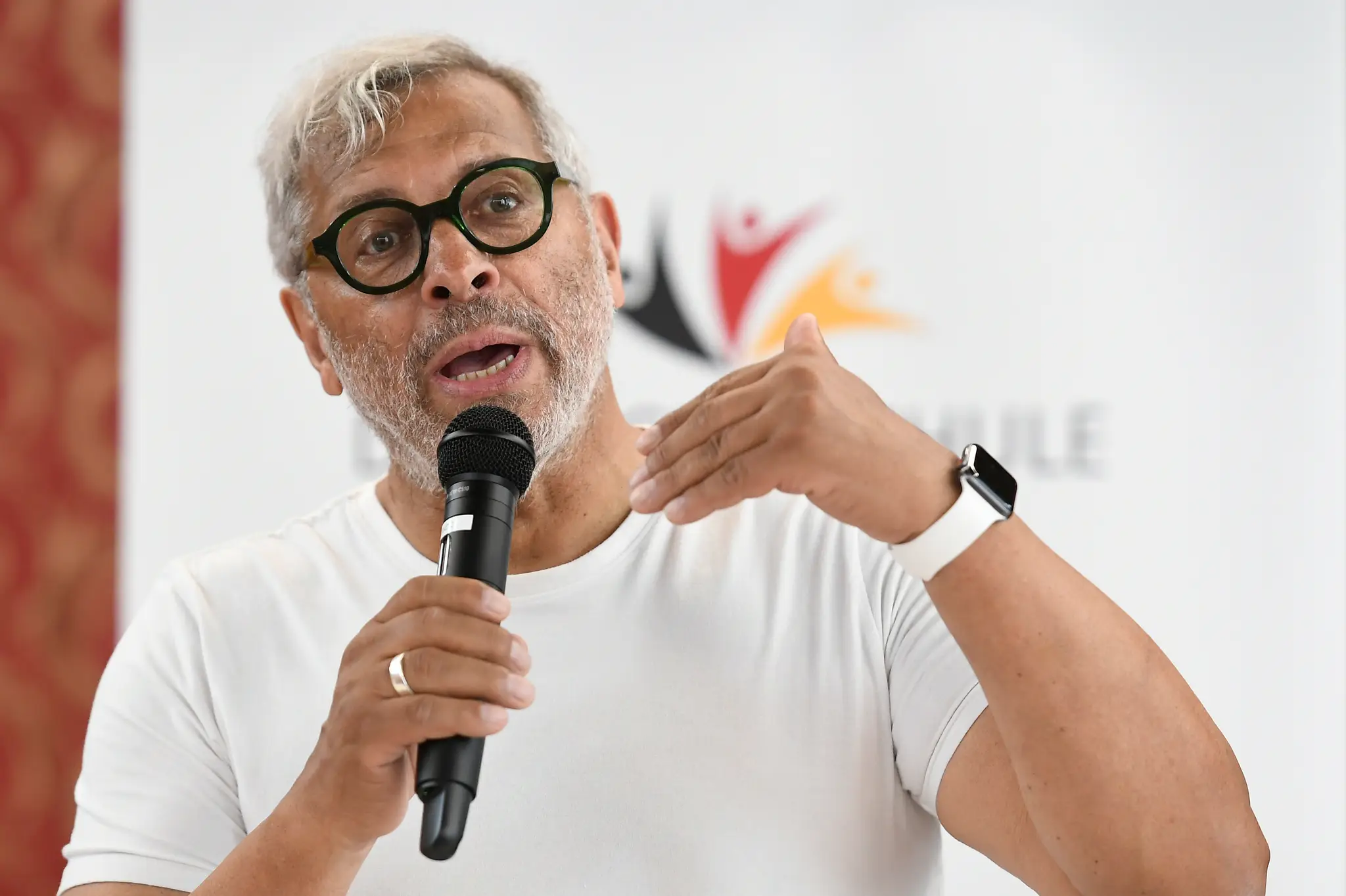 Na snímke futbalový vyslanec UEFA EURO 2024 Jimmy Hartwig.