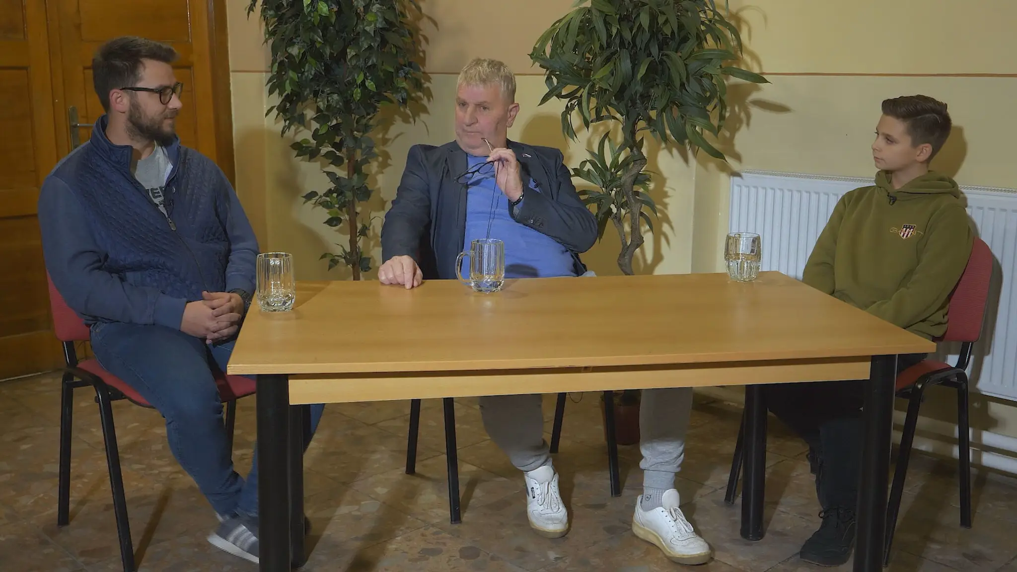 Debata o Nežnej revolúcii.