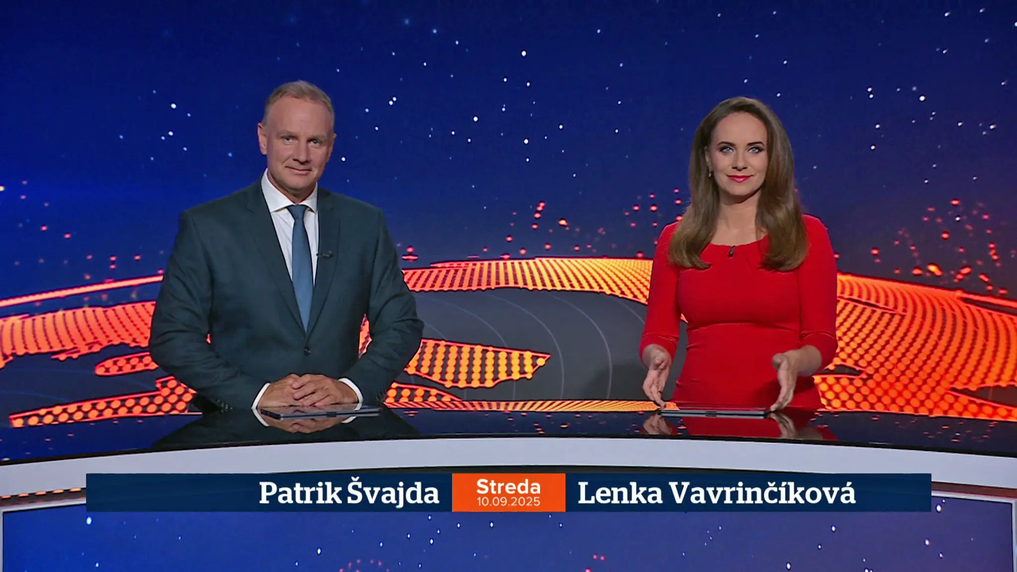Patrik Švajda a Lenka Vavrinčíková v relácii Televízne noviny
