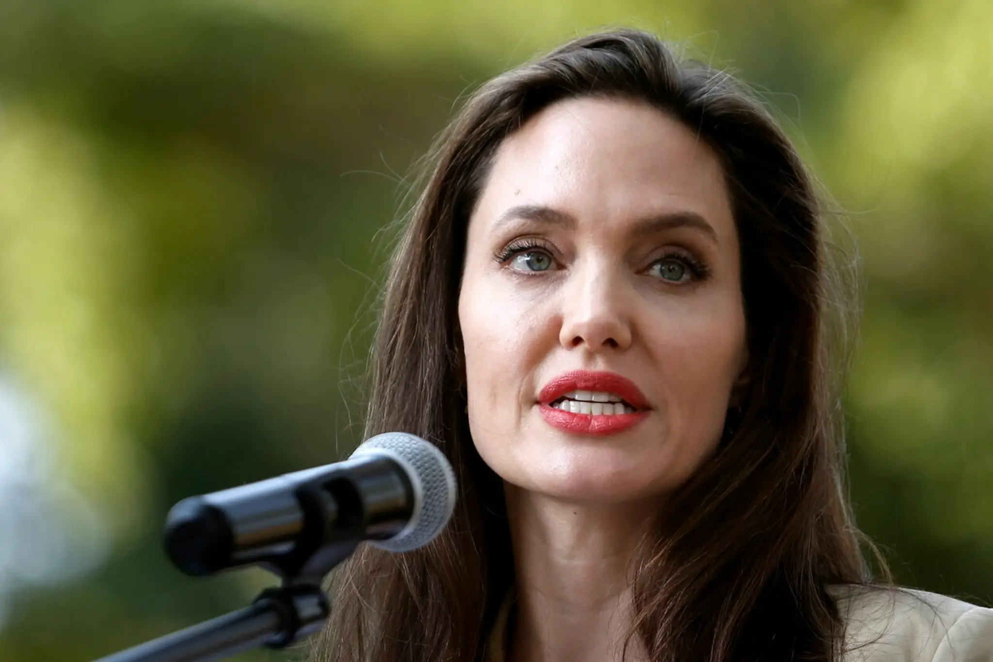 Angelina Jolie