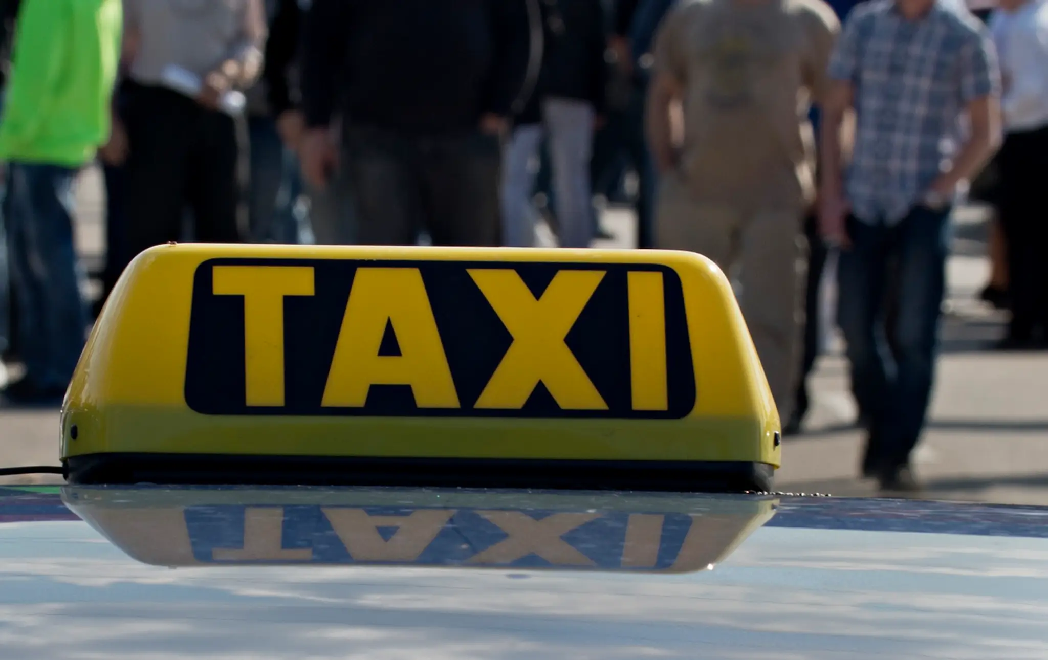 Taxi.