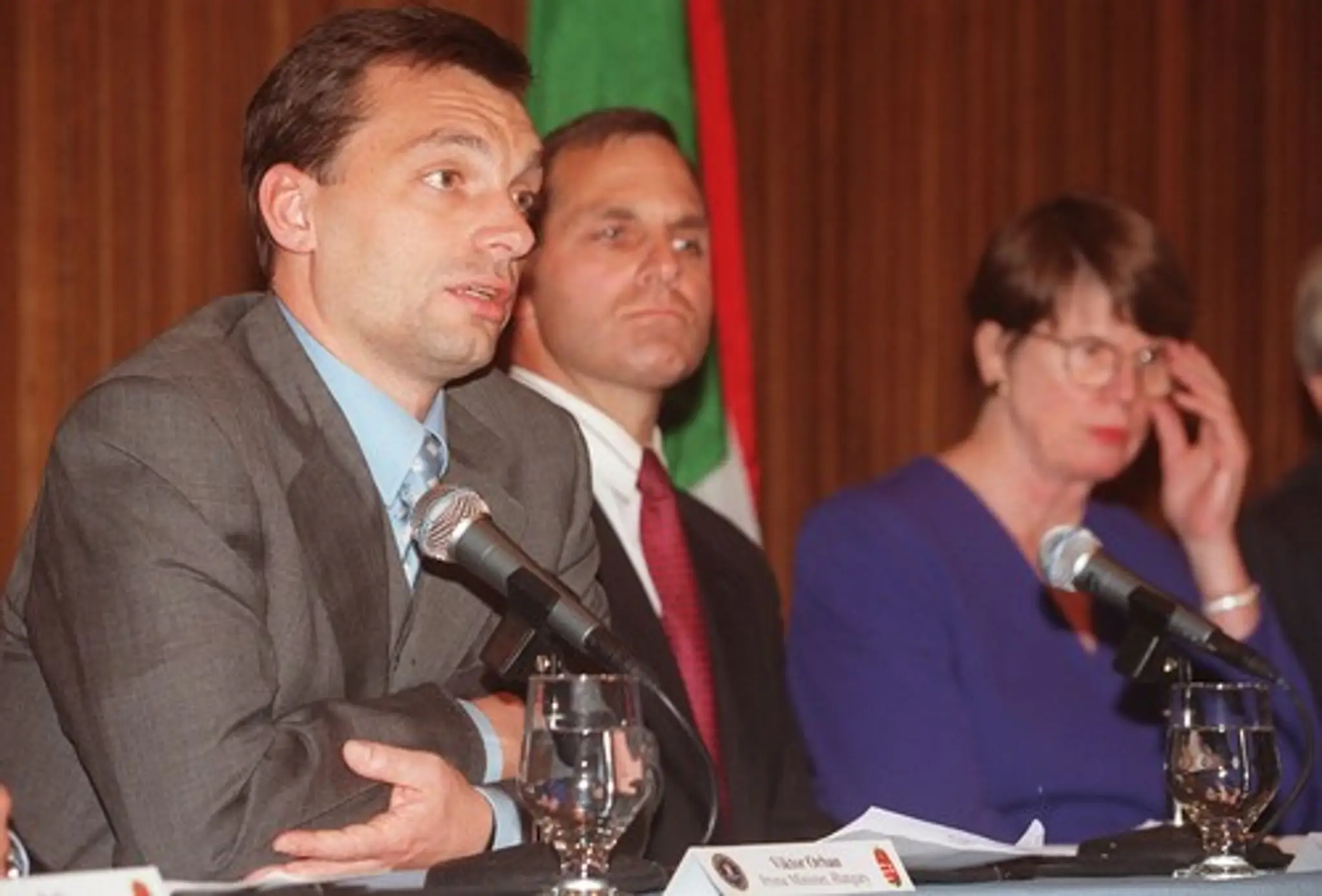 Viktor Orbán na archívnej snímke z roku 1998.