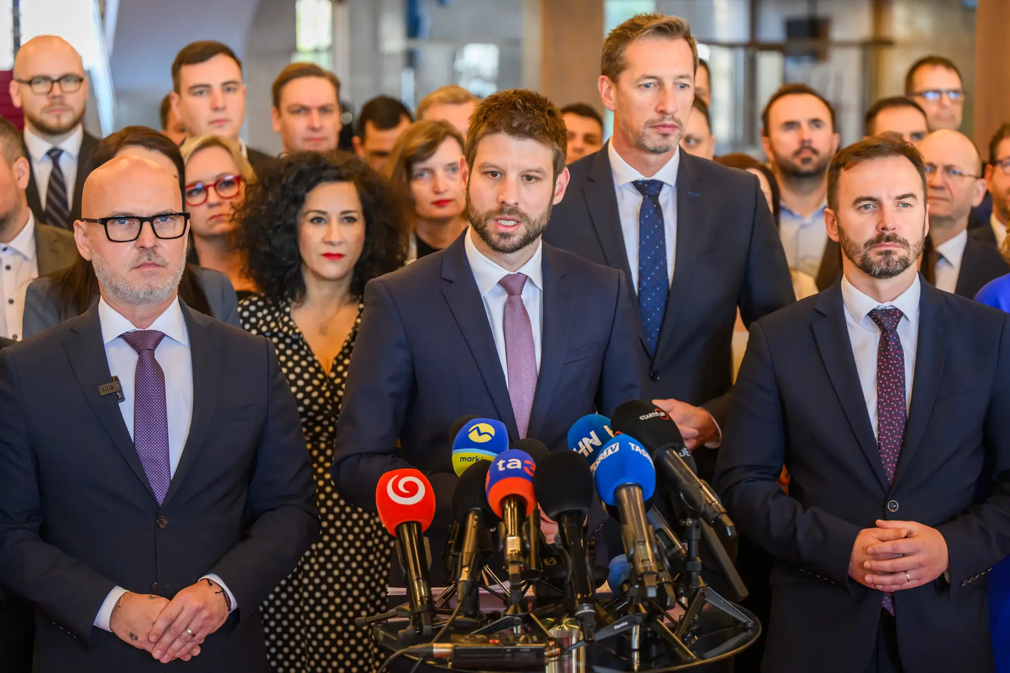 Zľava Branislav Gröhling (SaS), Michal Šimečka (Progresívne Slovensko), Milan Majerský (KDH) a Michal Šipoš (Slovensko).