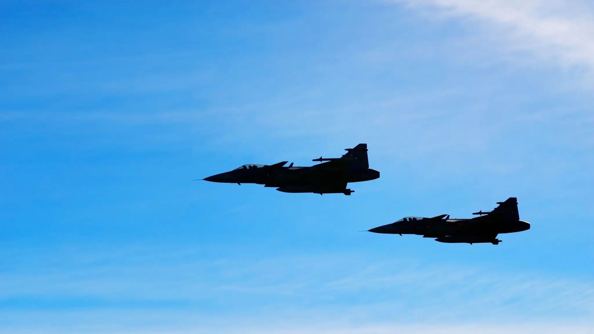 Stíhačky Jas 39 Gripen.