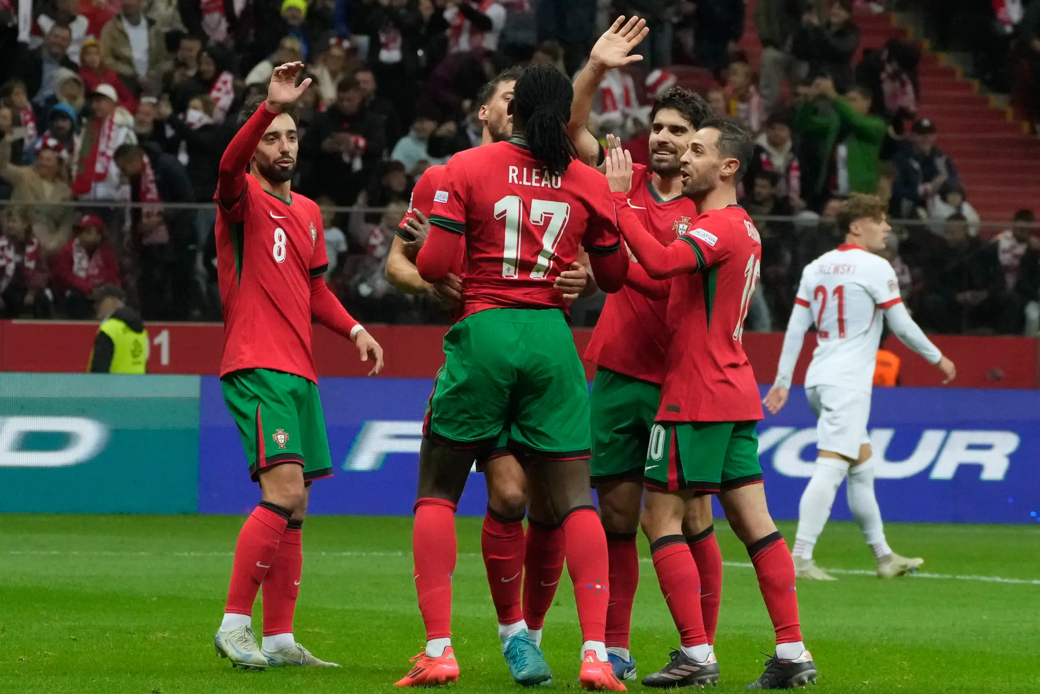 K výhre Portugalska nad Poľskom prispel aj Cristiano Ronaldo.