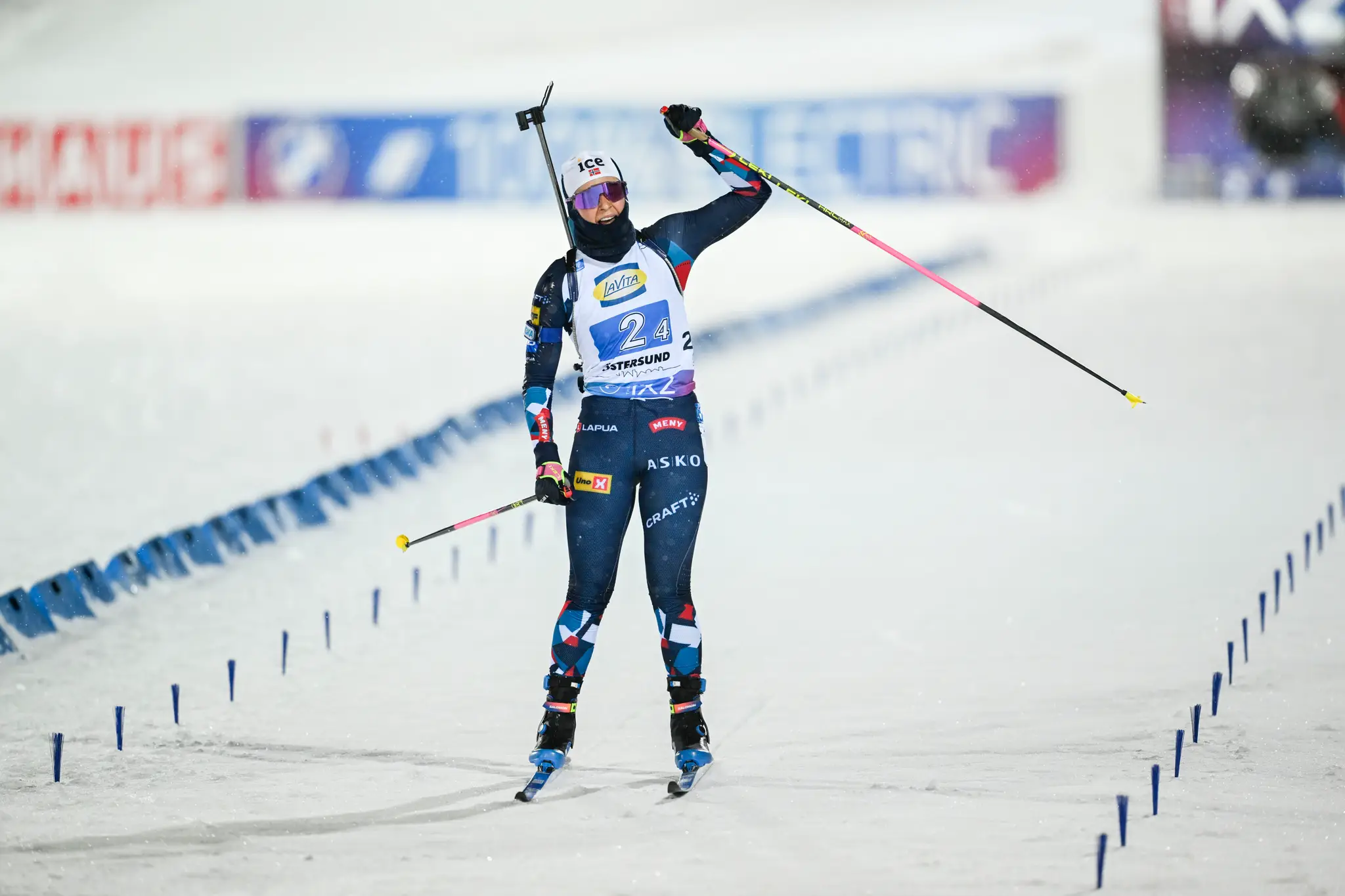 Karoline Offigstad Knottenová