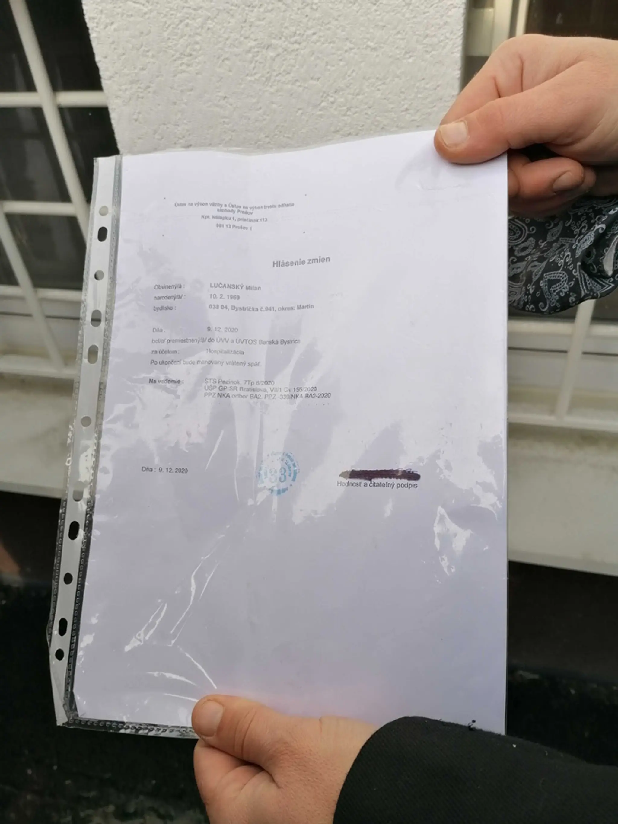Detail dokumentu, ktorý ukázal médiám právny zástupca rodiny Lučanský - Miroslav Radačovský.