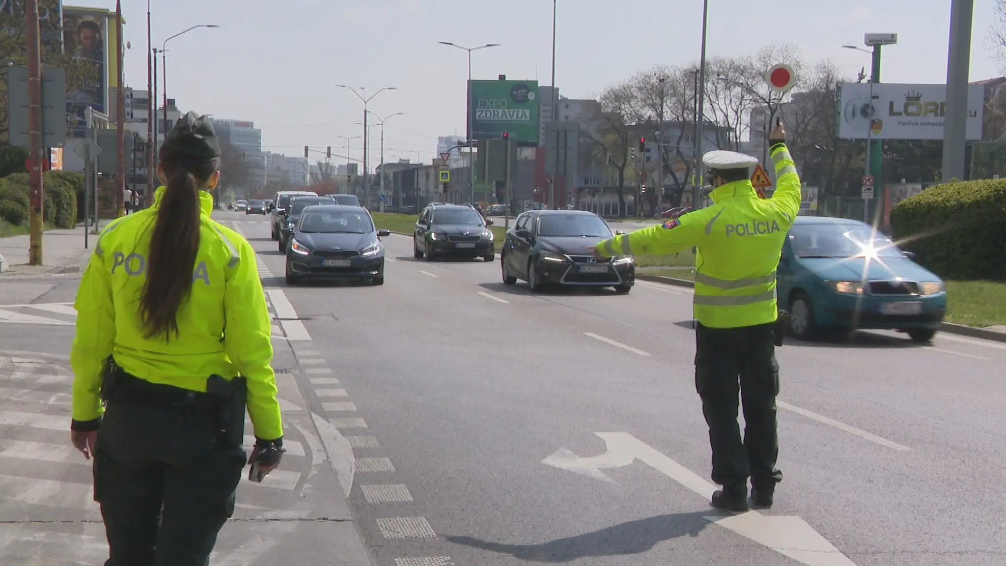 19_Policajti_kontroly.transfer[1]