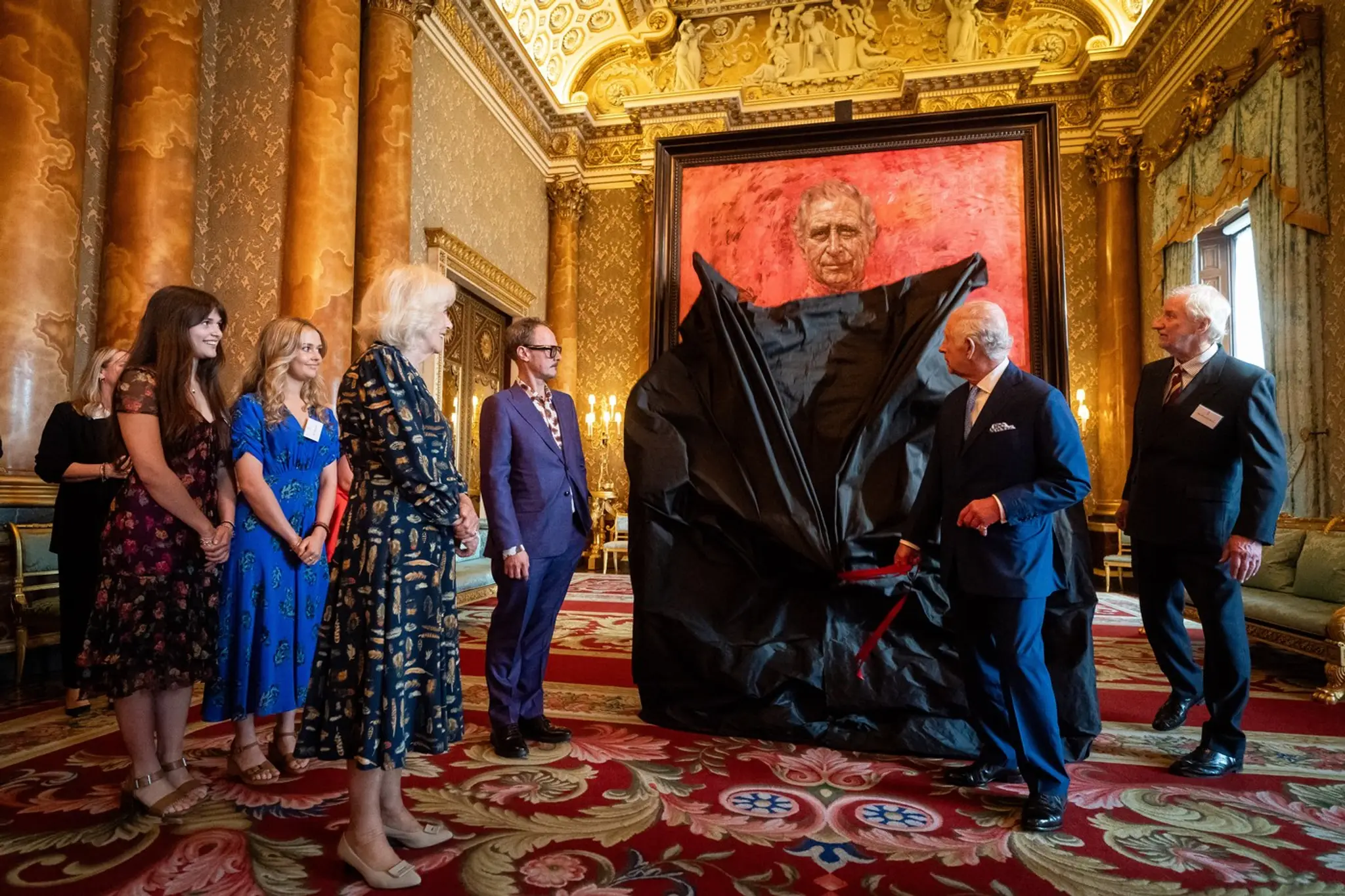 V Londýne predstavili prvý oficiálny portrét britského kráľa Karola III.