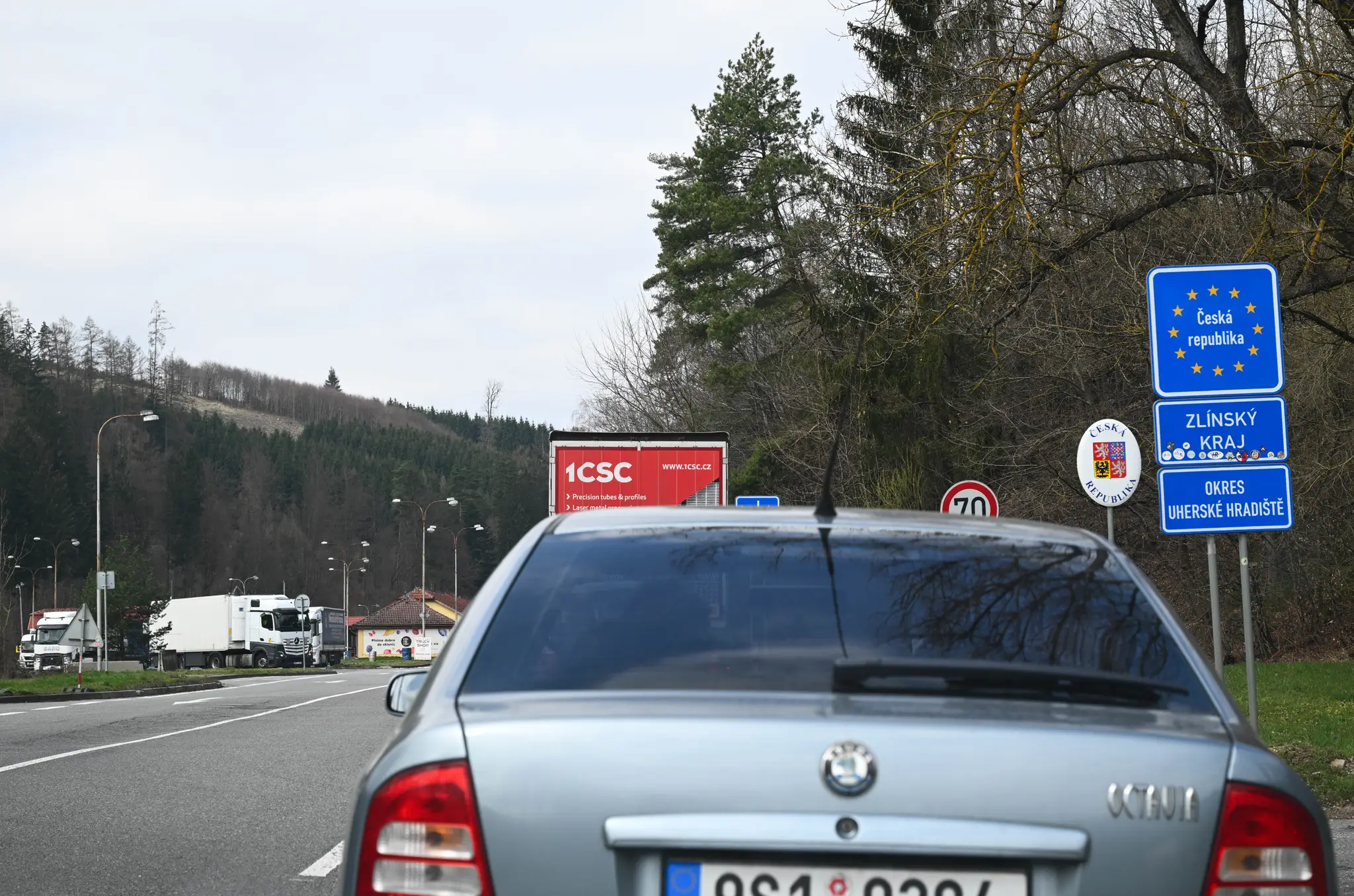 Kontroly na hranici s Českom