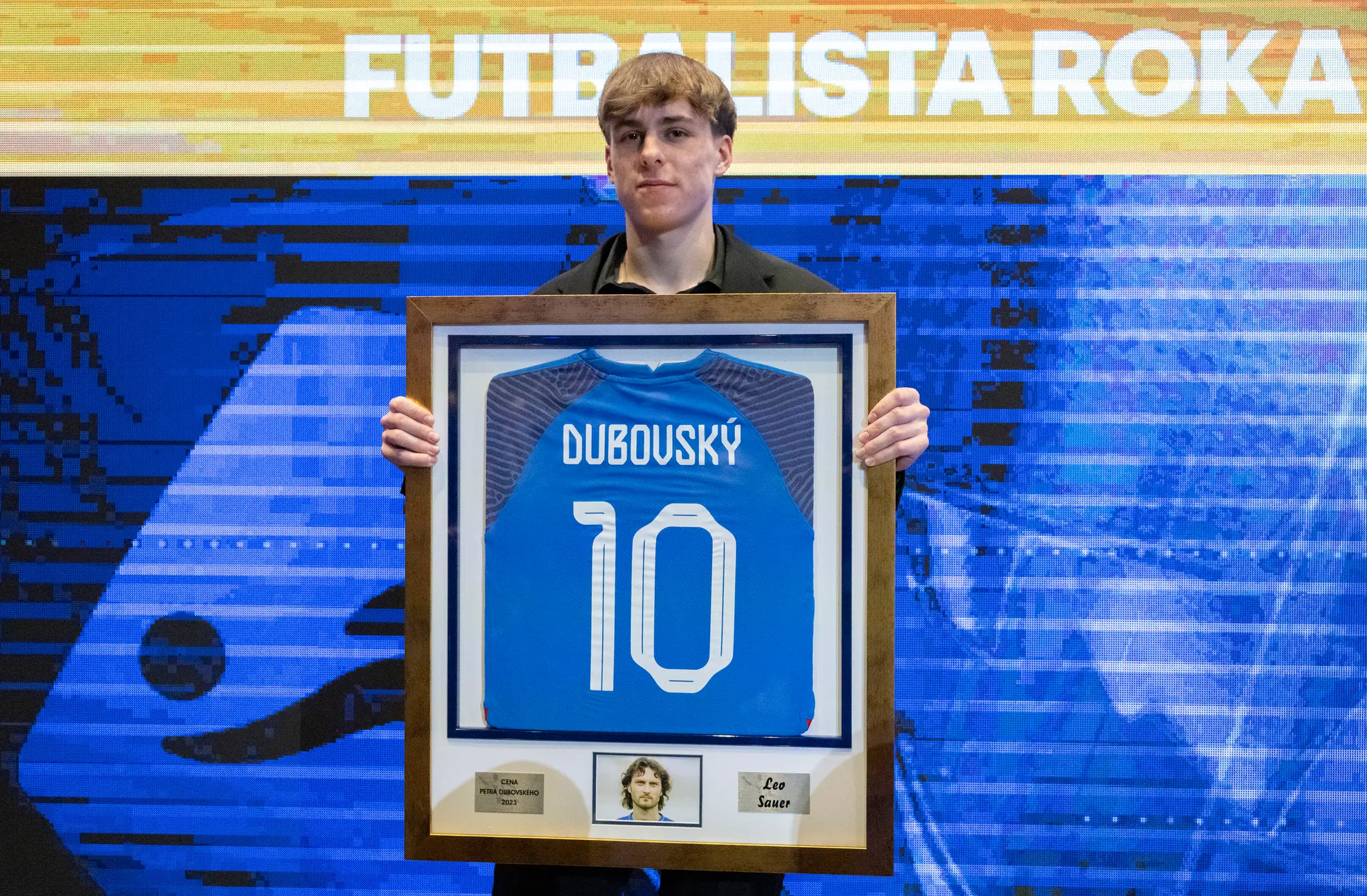 Leo Sauer získal Cenu Petra Dubosvkého pre najlepšieho futbalistu Slovenska do 21 rokov