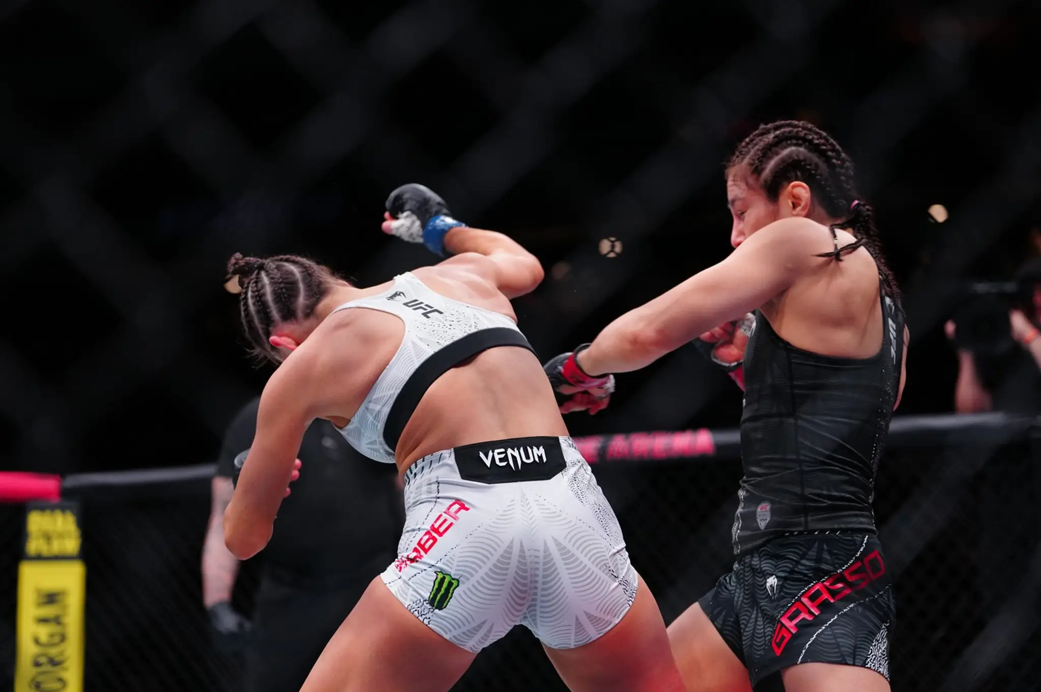 Maycee Barberová v zápase UFC V Seattli.