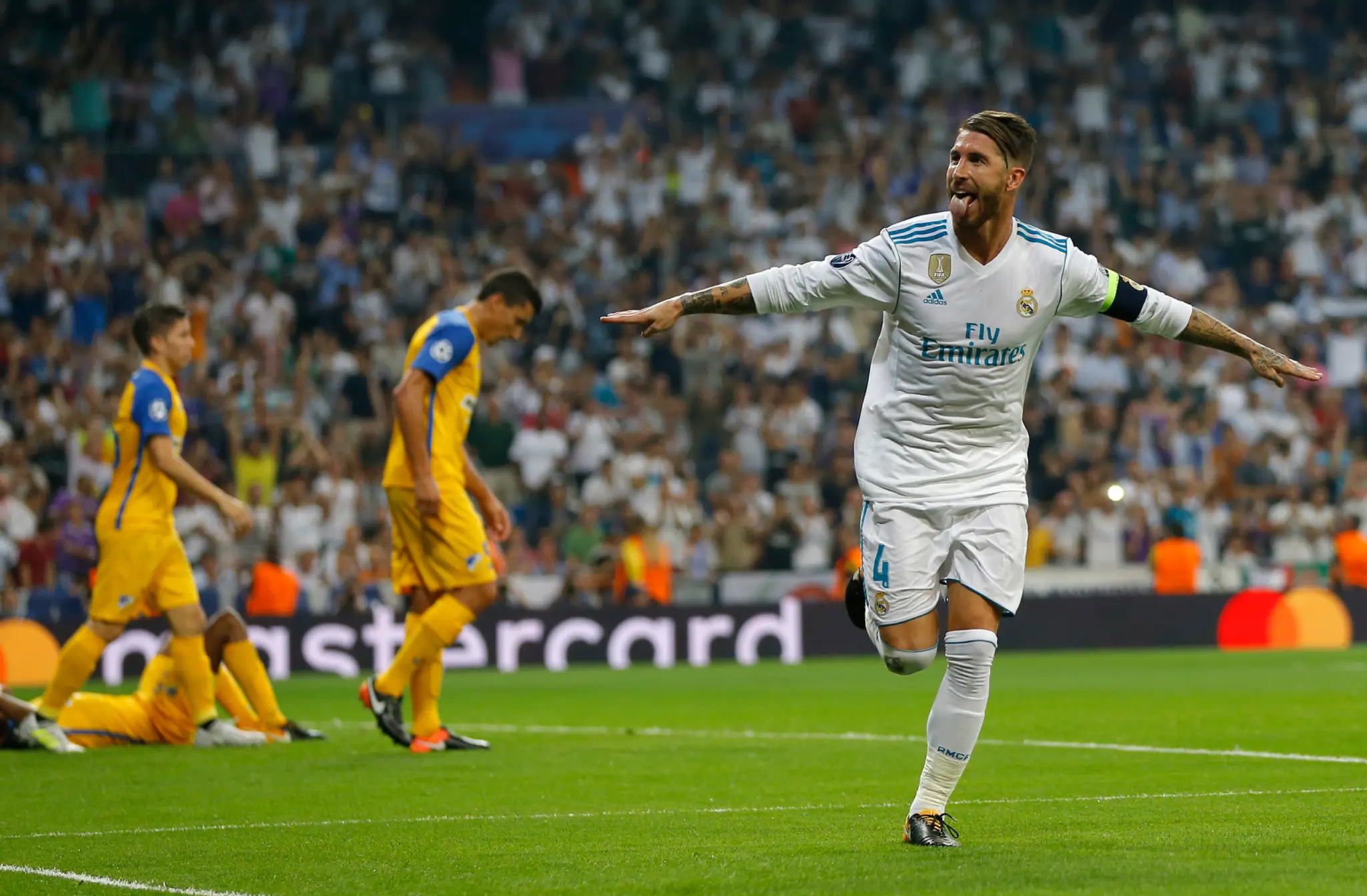 Kapitán Realu Sergio Ramos sa teší z gólu v 1. kole LM proti Apoelu Nikózia.