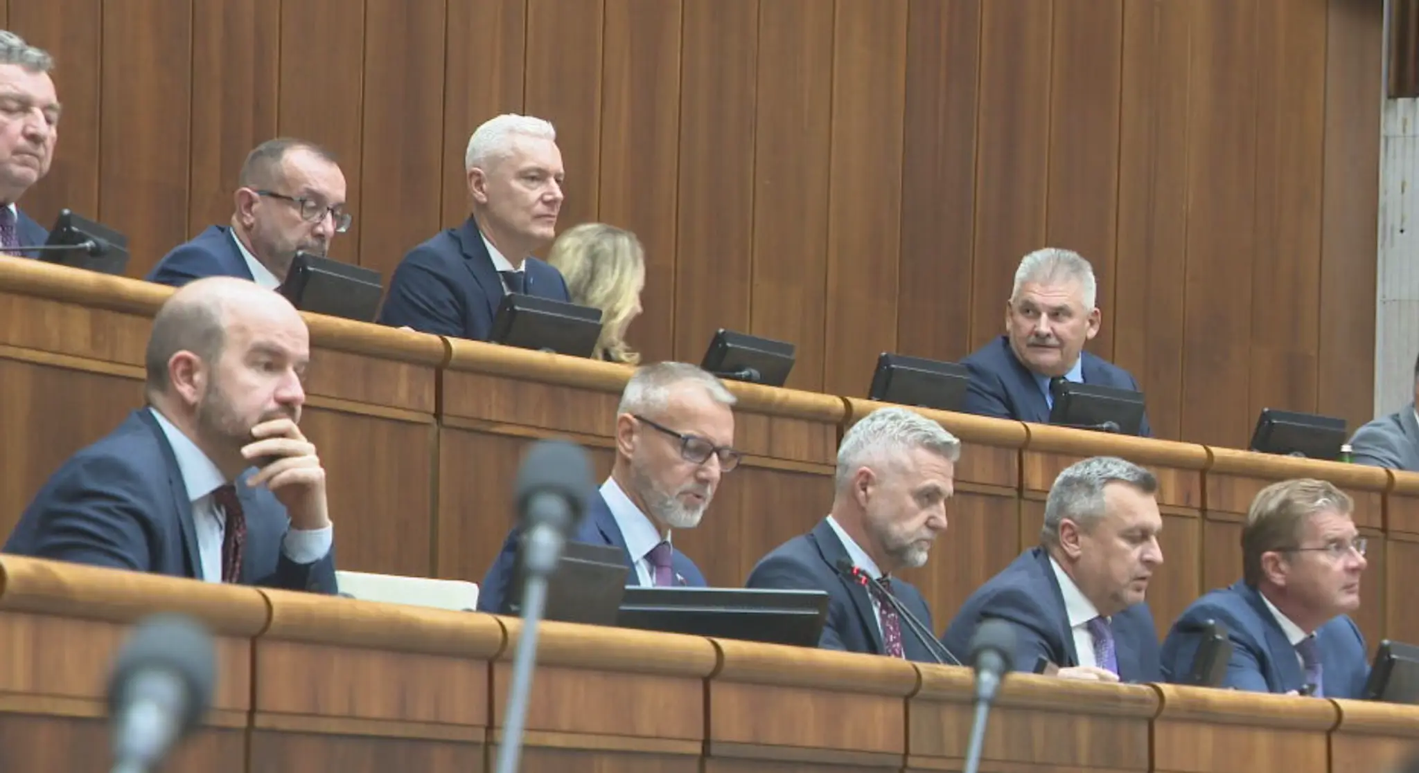 Parlament.