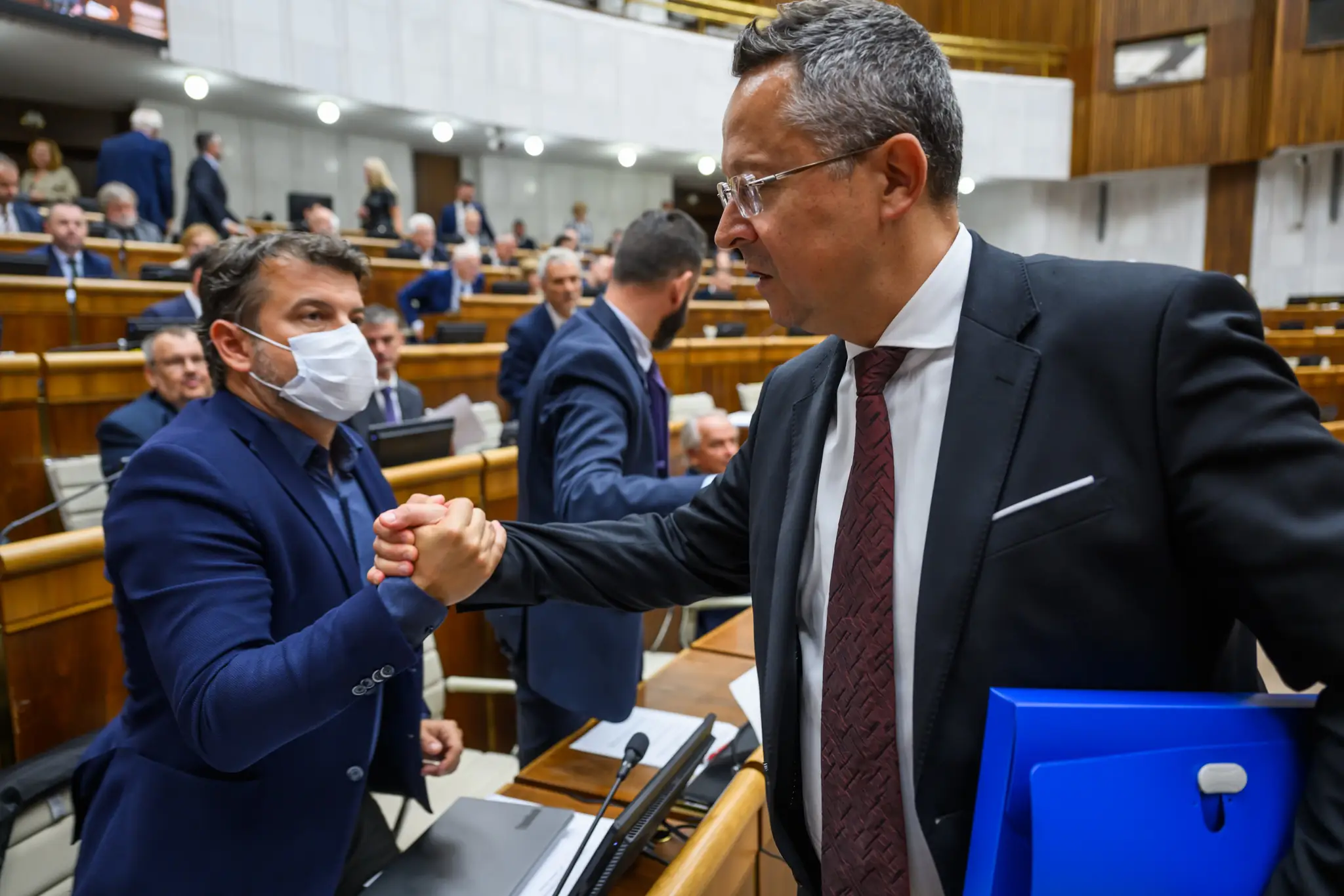 schválenie konsolidácie 