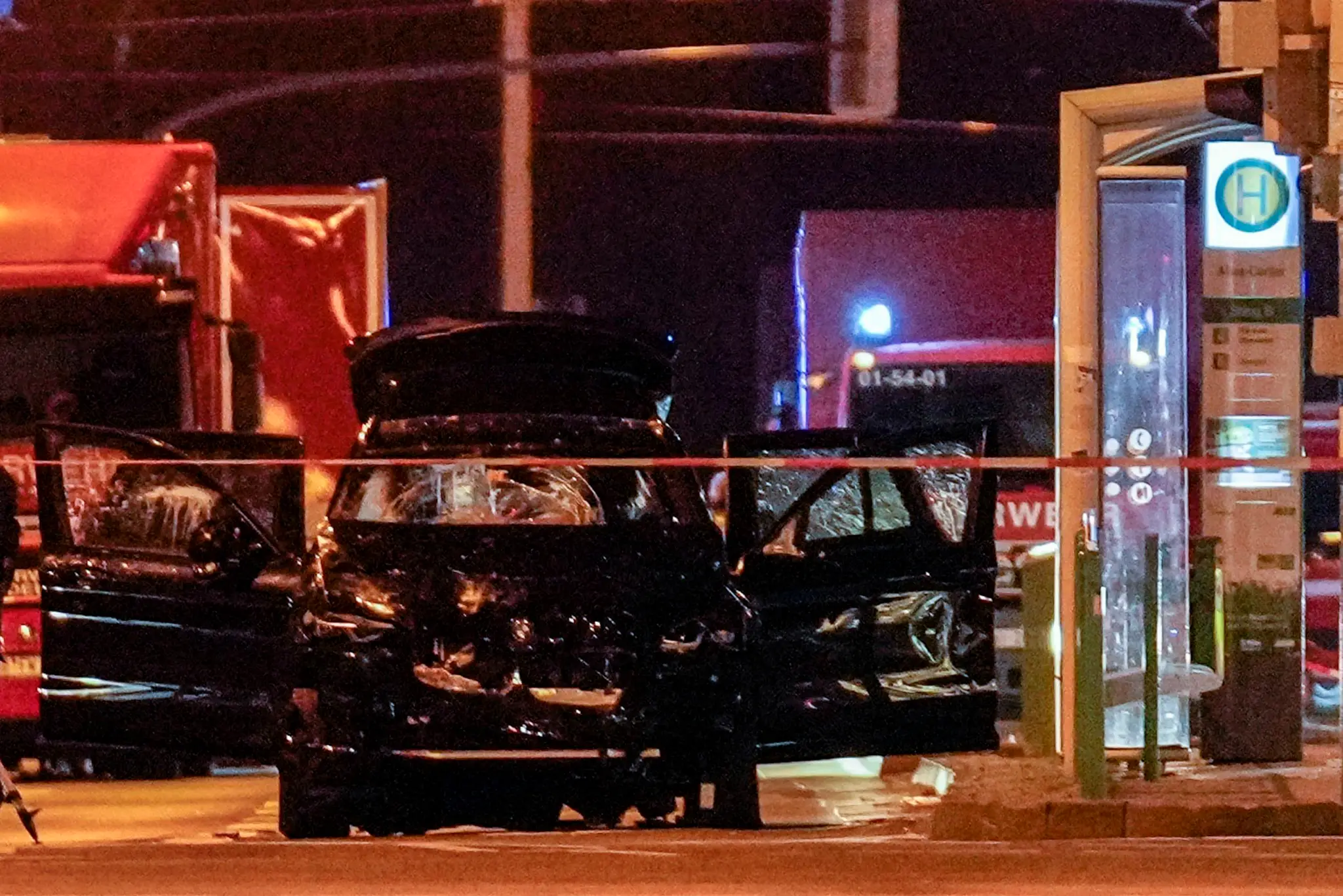 Auto, ktoré vrazilo do davu ľudí