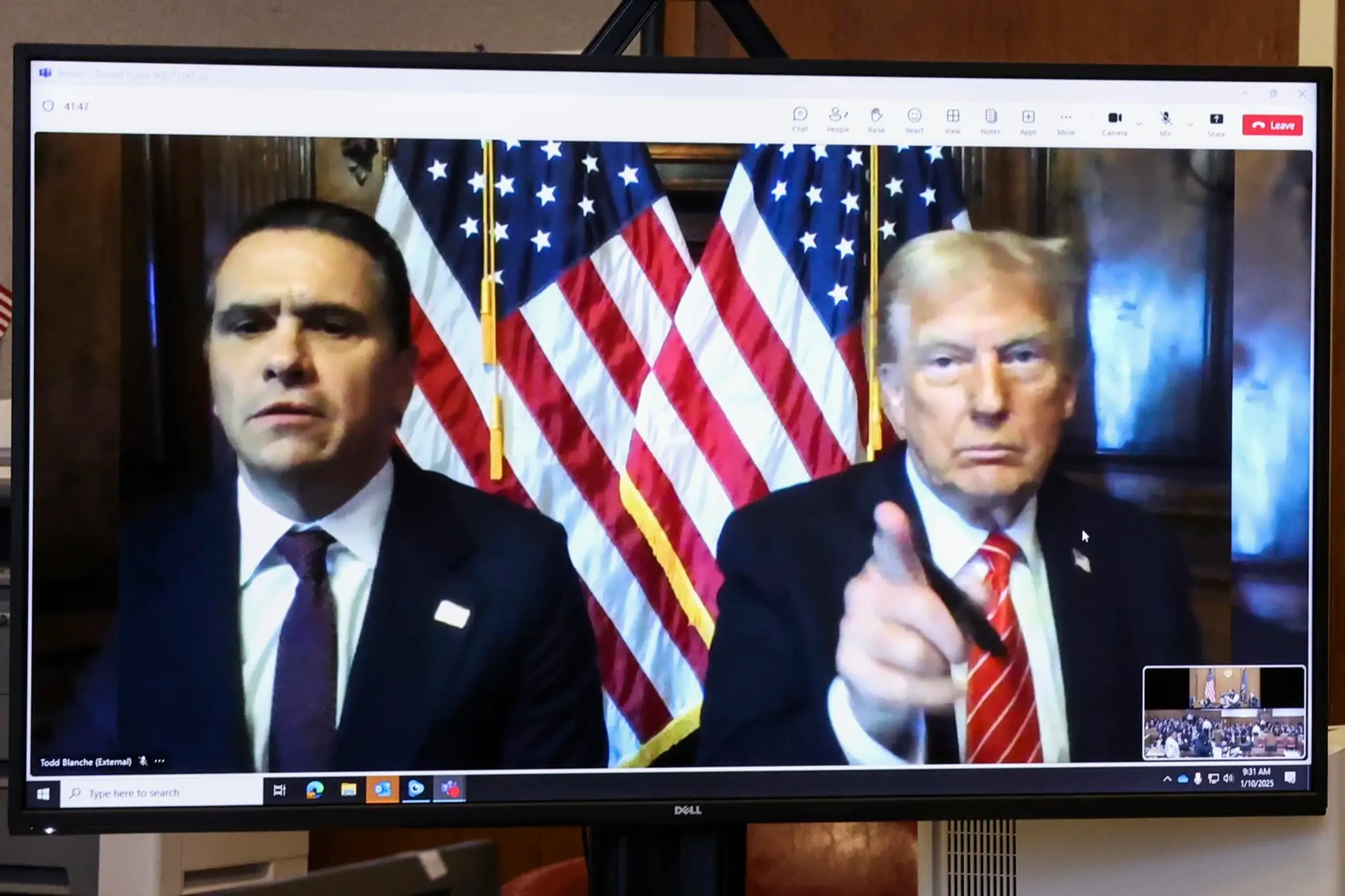 Donald Trump sa na vynesení rozsudku zúčastnil online.