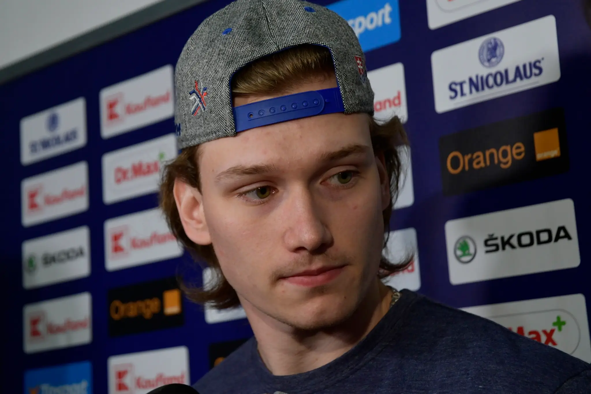 Útočník Samuel Buček na zraze reprezentácie počas prípravy pred MS.